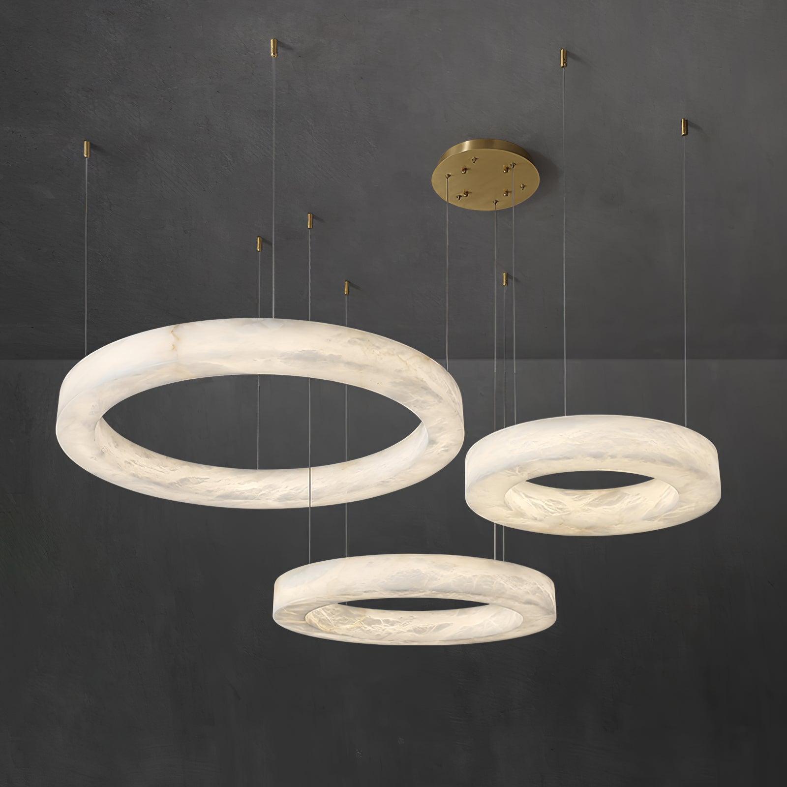 Olloros Albâtre Multi-Anneau Pendentif Lumière