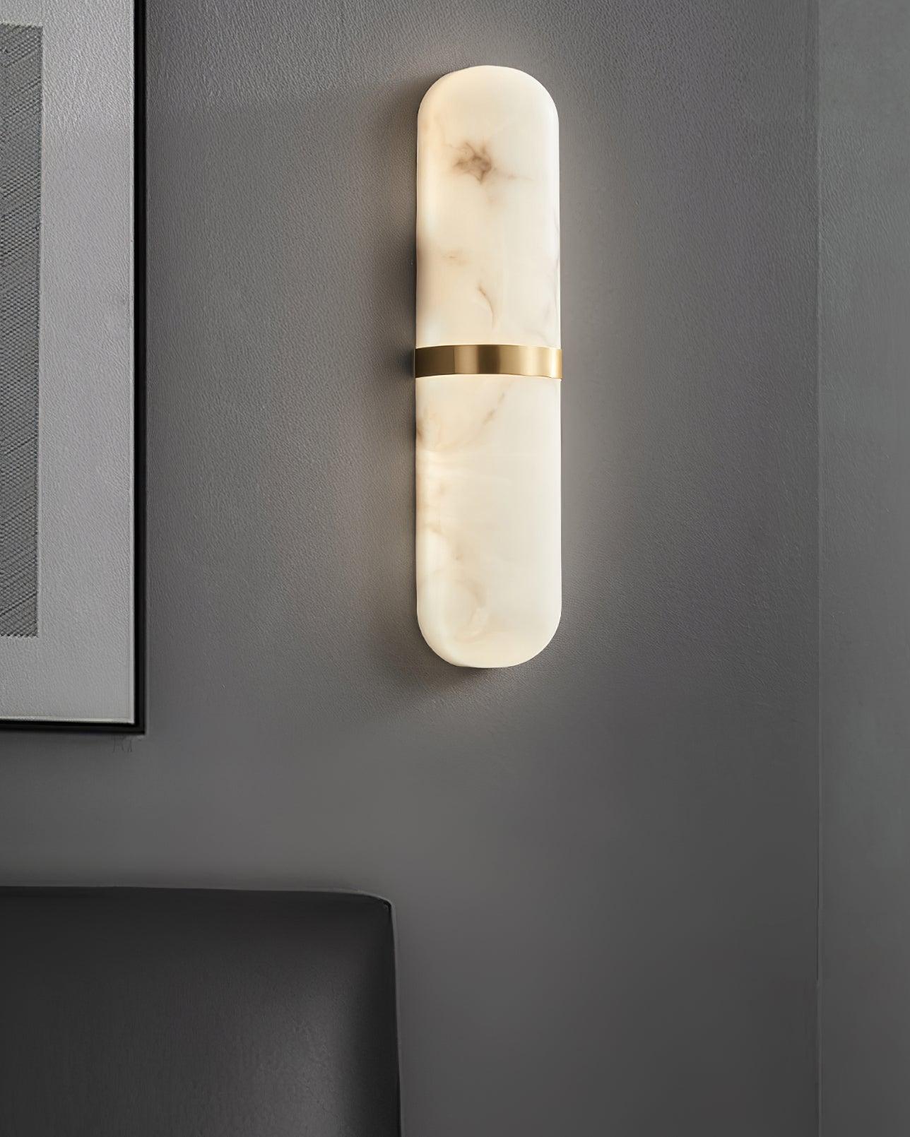 Applique Murale Capsule en Albâtre Bande en Laiton Lueur Ambiante Luxe Douce