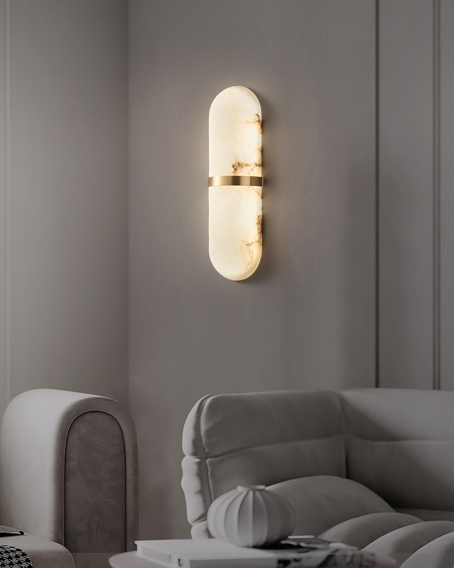 Applique Murale Capsule en Albâtre Bande en Laiton Lueur Ambiante Luxe Douce
