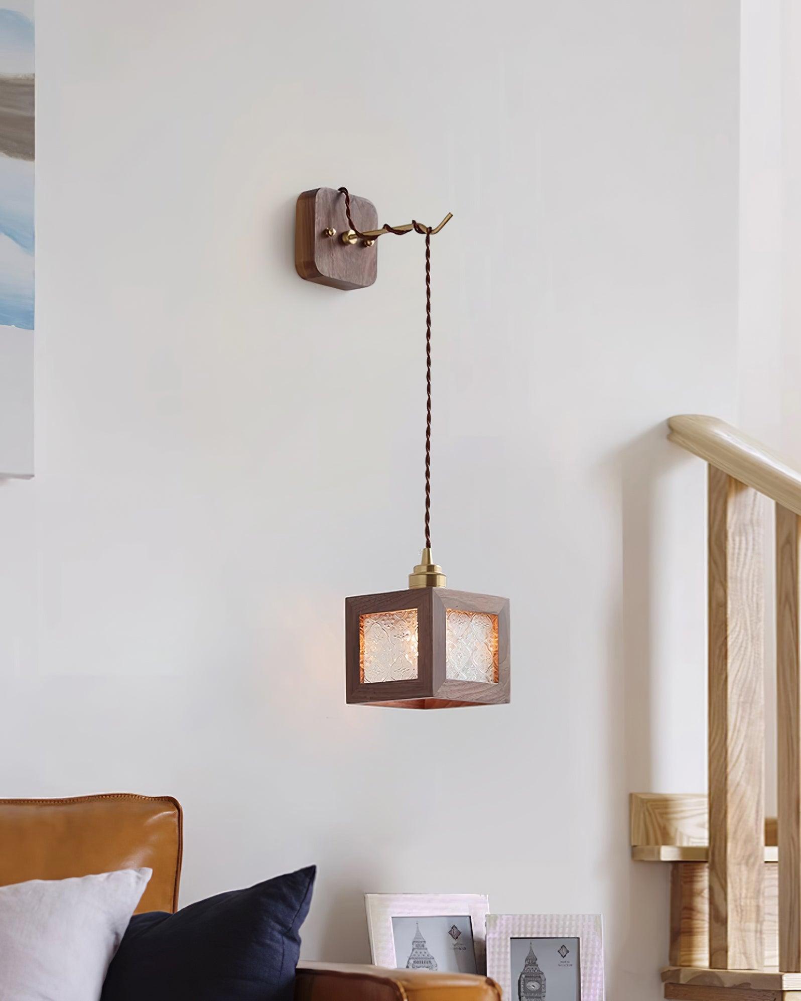 Matilda Applique Murale Cube en Bois