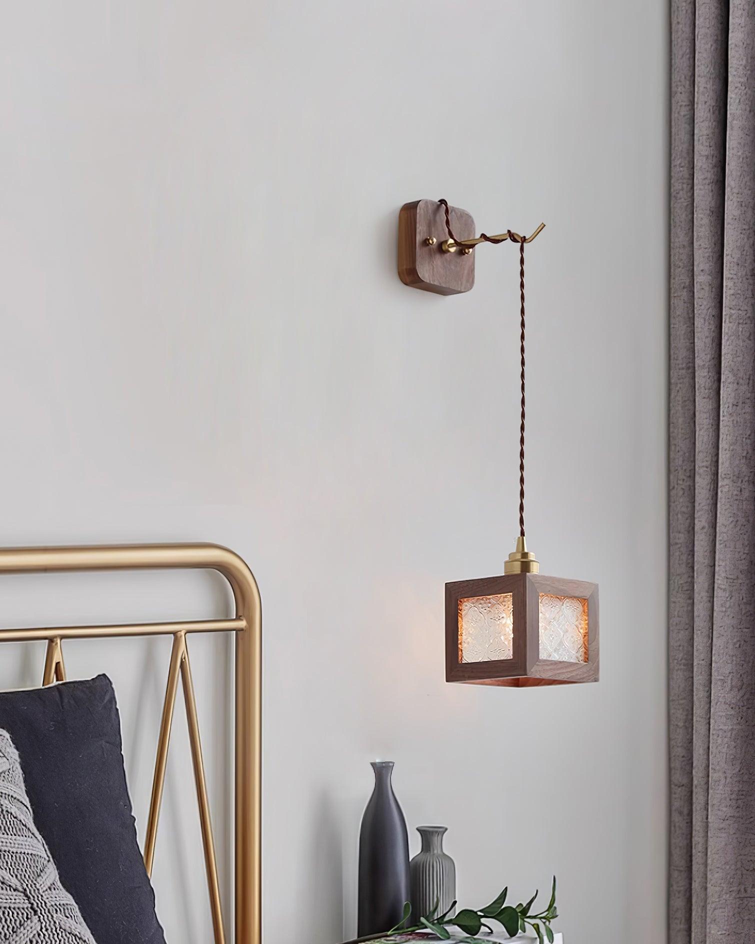 Matilda Applique Murale Cube en Bois