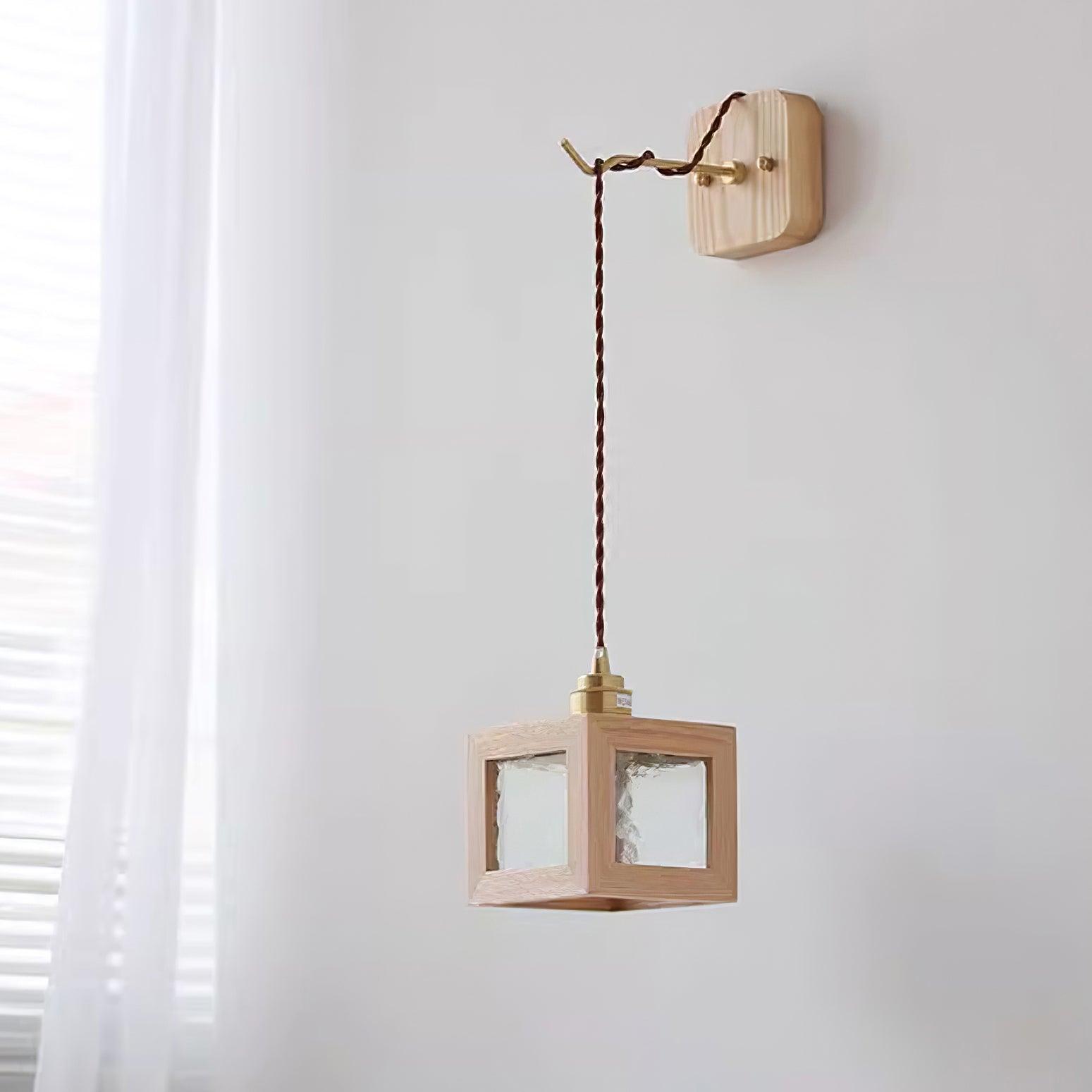 Matilda Applique Murale Cube en Bois