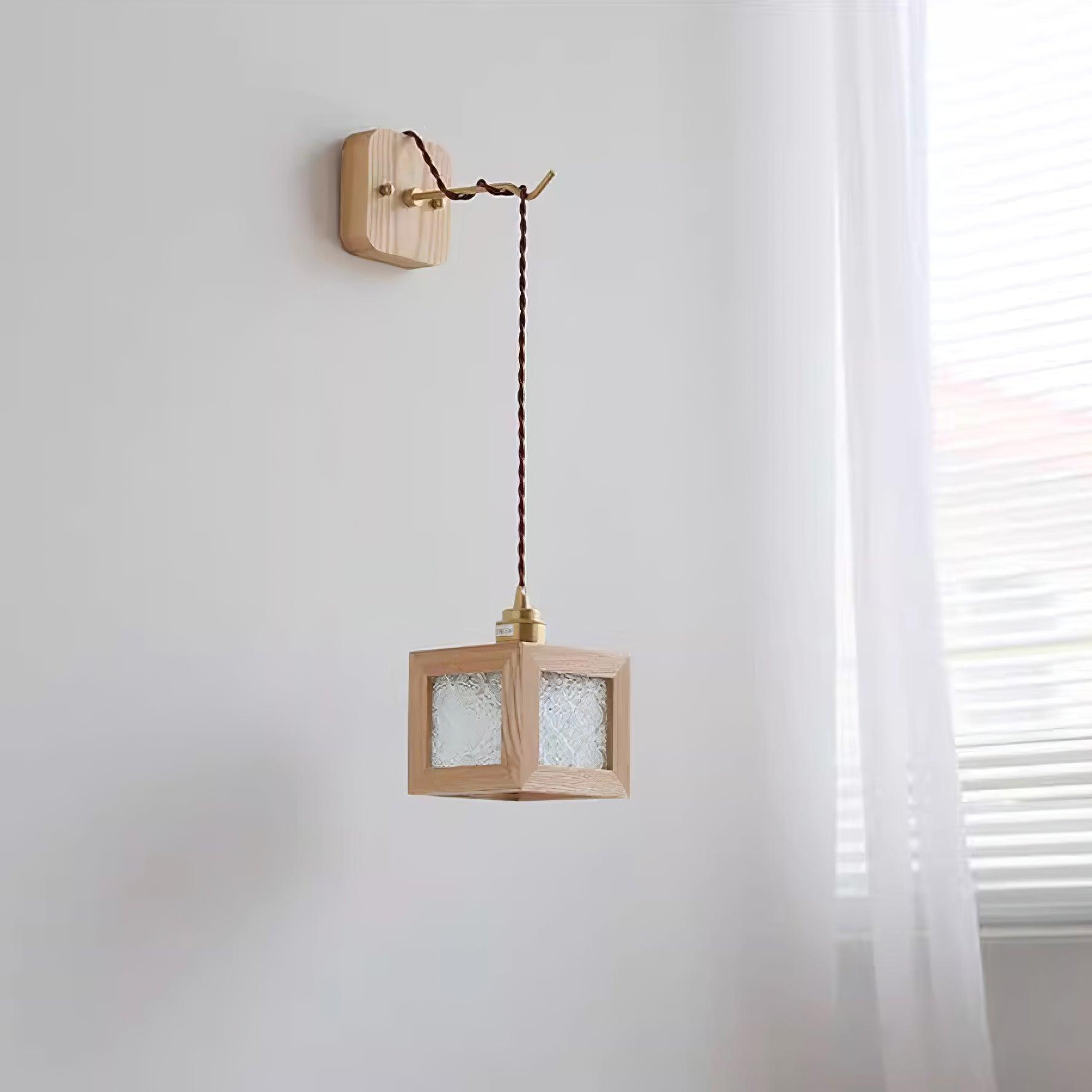 Matilda Applique Murale Cube en Bois