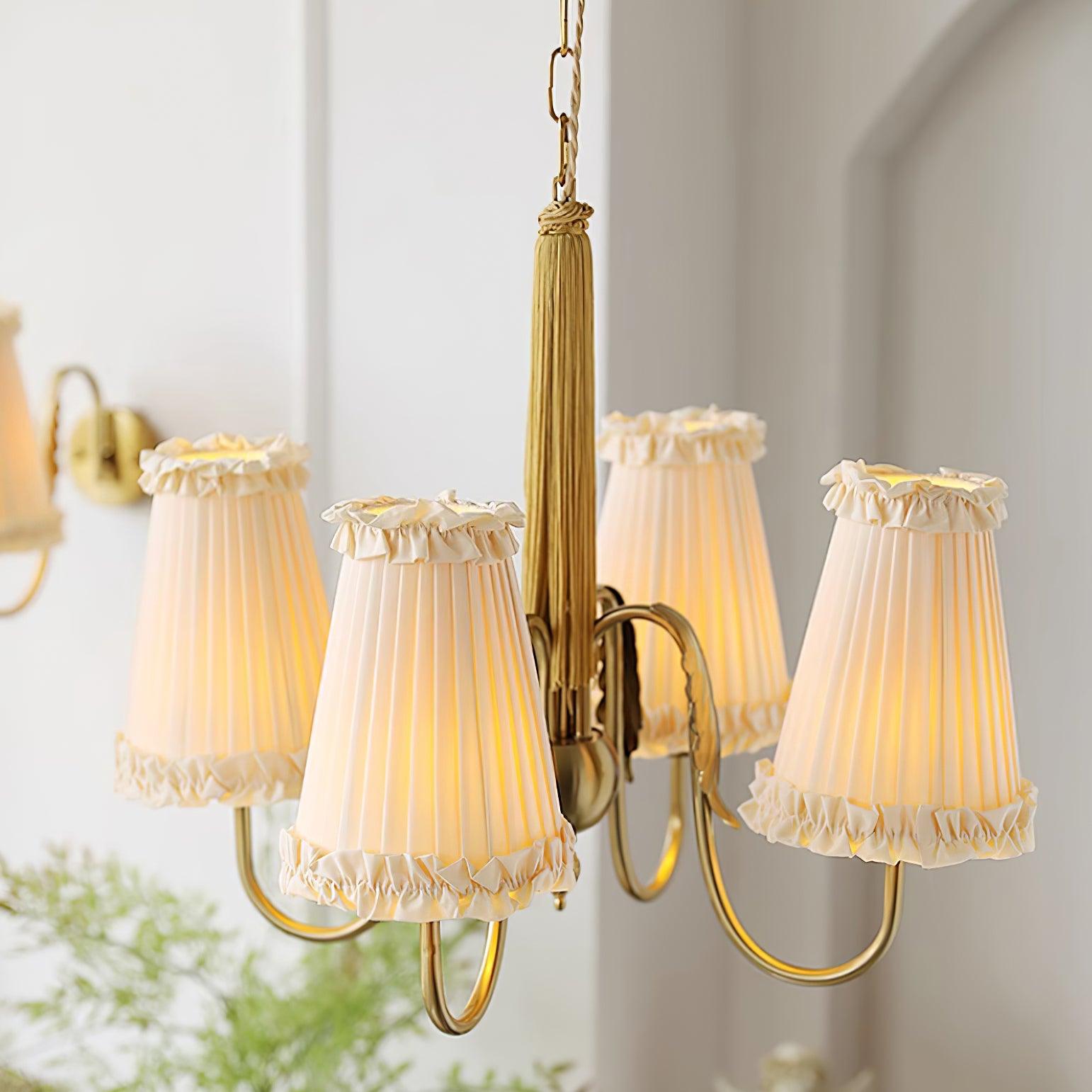 Faylin Lustre Vintage en Laiton avec Abat-jours Plissés