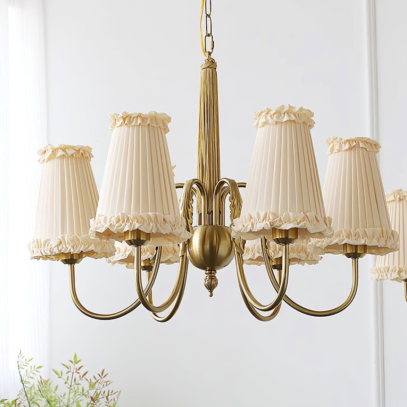 Faylin Lustre Vintage en Laiton avec Abat-jours Plissés