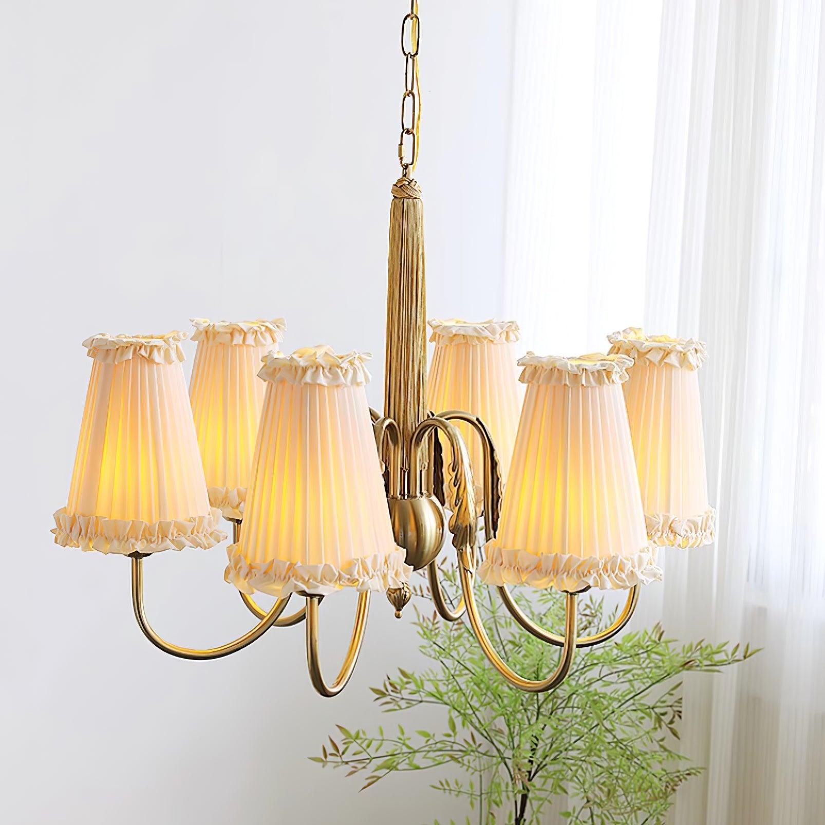 Faylin Lustre Vintage en Laiton avec Abat-jours Plissés