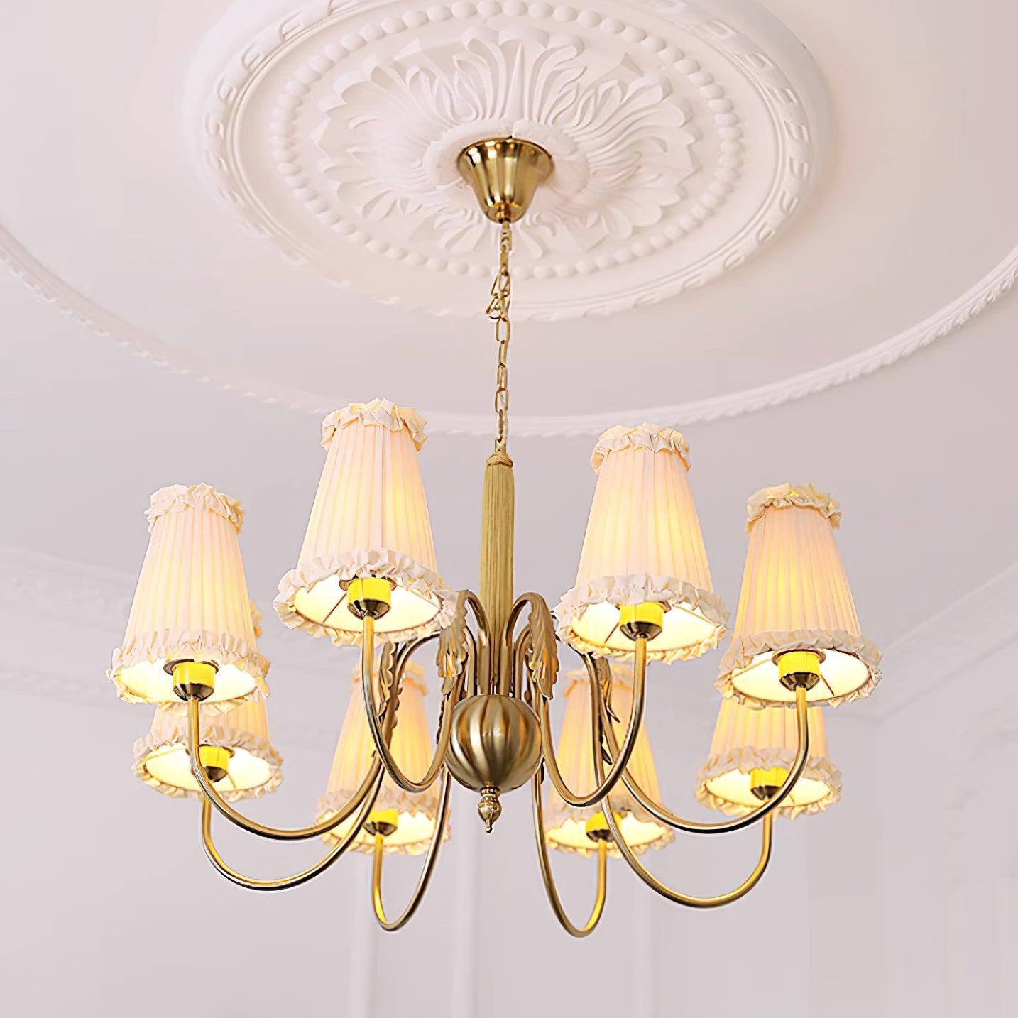 Faylin Lustre Vintage en Laiton avec Abat-jours Plissés