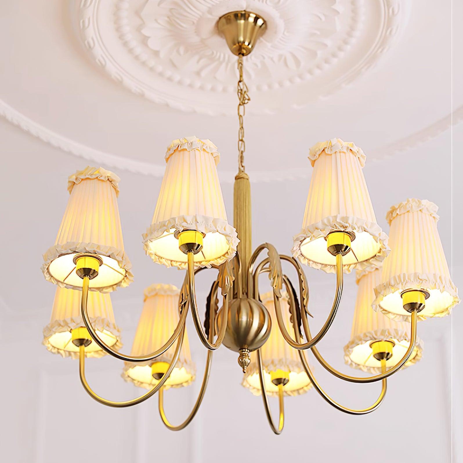 Faylin Lustre Vintage en Laiton avec Abat-jours Plissés
