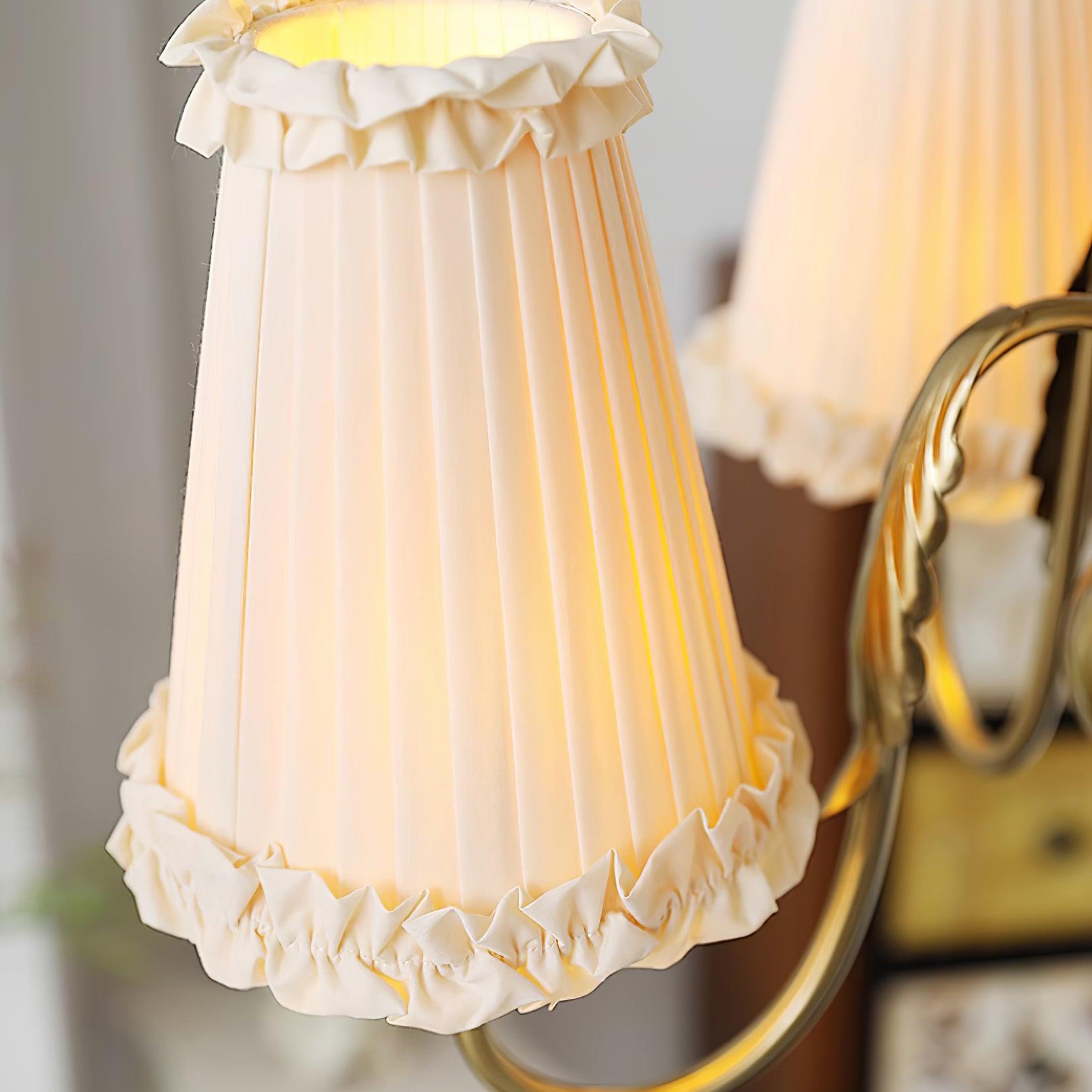 Faylin Lustre Vintage en Laiton avec Abat-jours Plissés