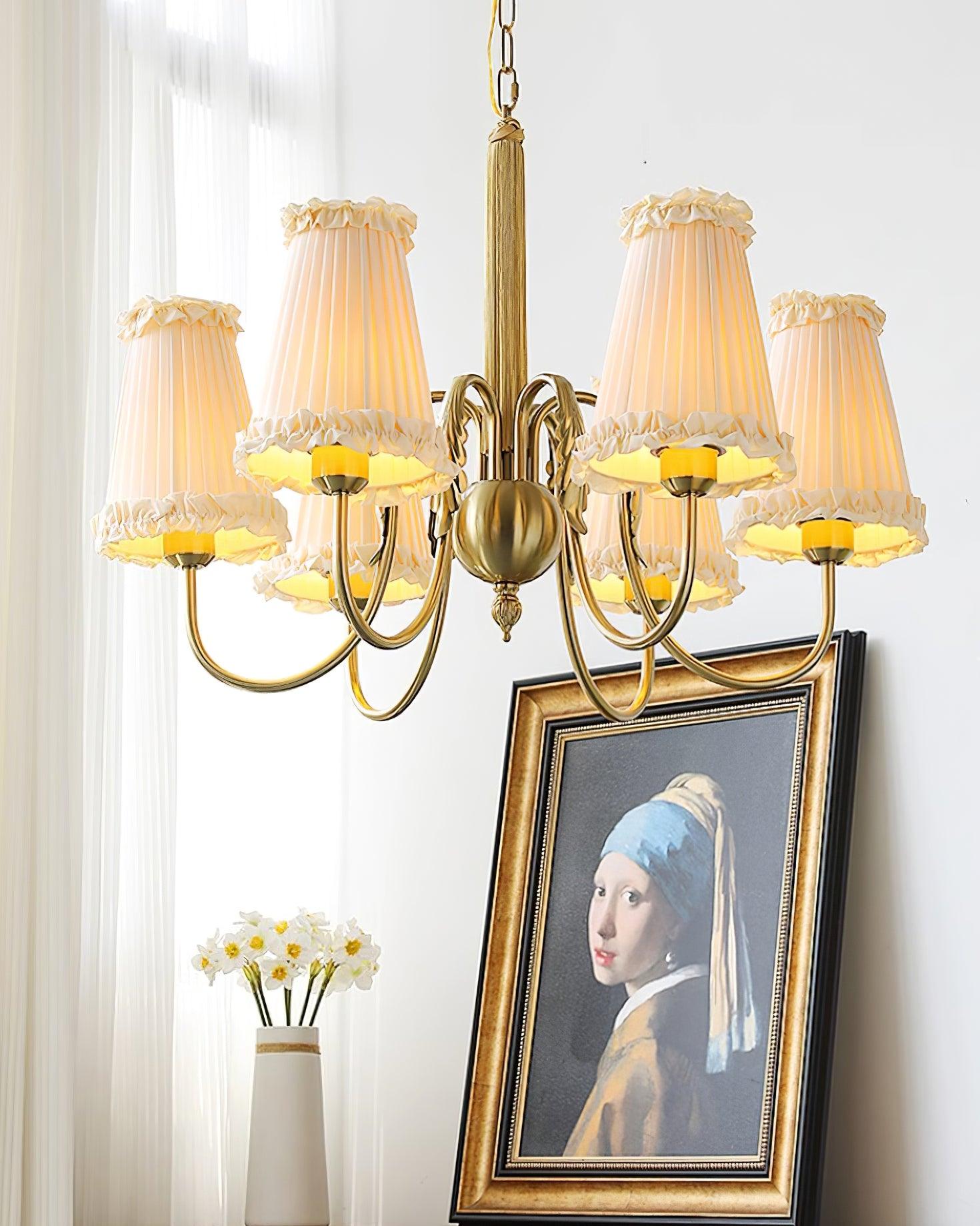 Faylin Lustre Vintage en Laiton avec Abat-jours Plissés