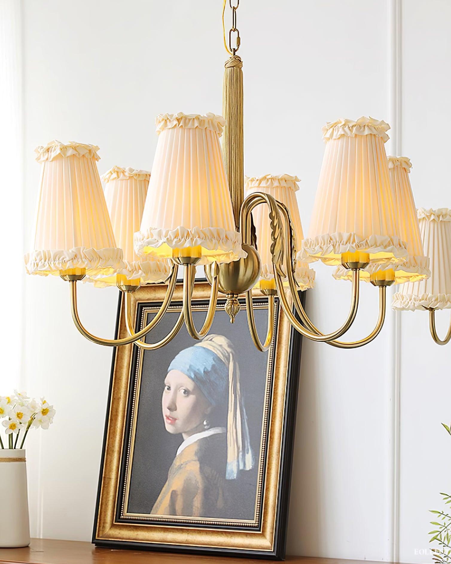 Faylin Lustre Vintage en Laiton avec Abat-jours Plissés