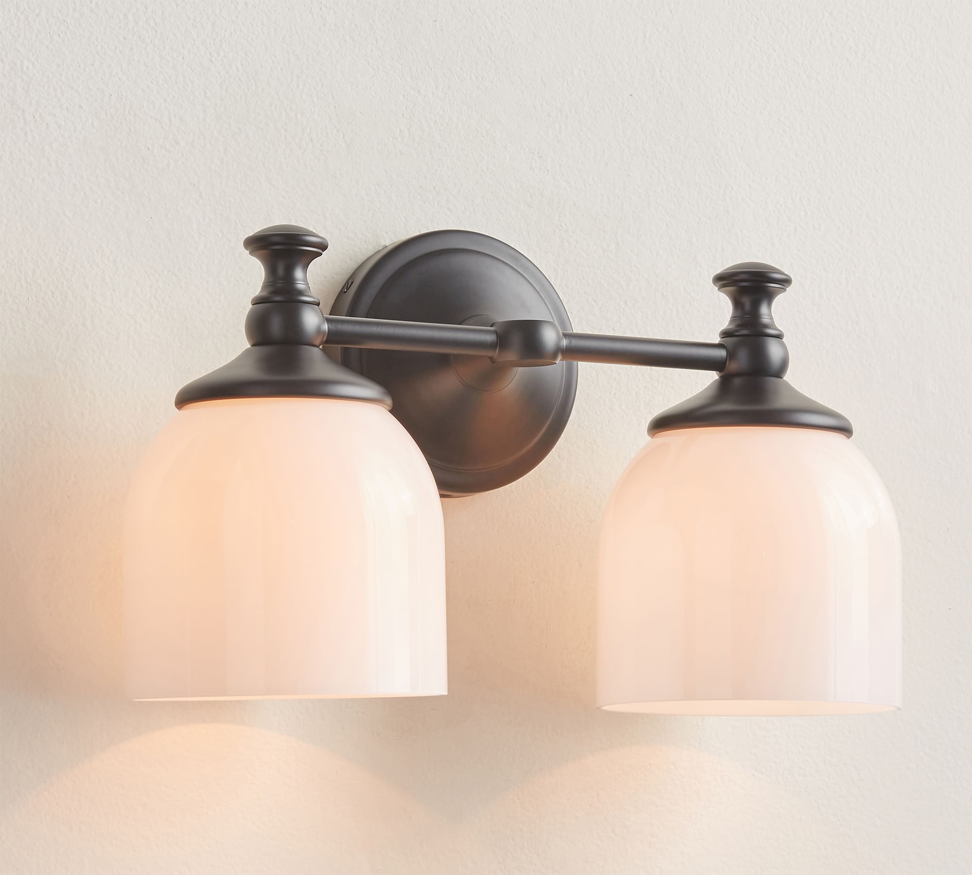 Lumen Sconce Mural Moderne Minimaliste à Bras Courts en Chrome Métal Verre