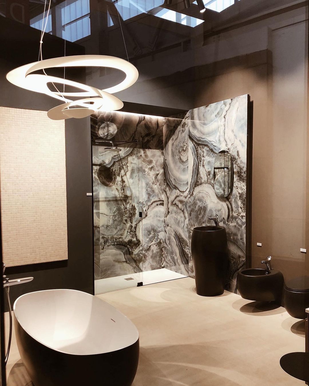 Micro Lustre LED Anneaux Tourbillonnants