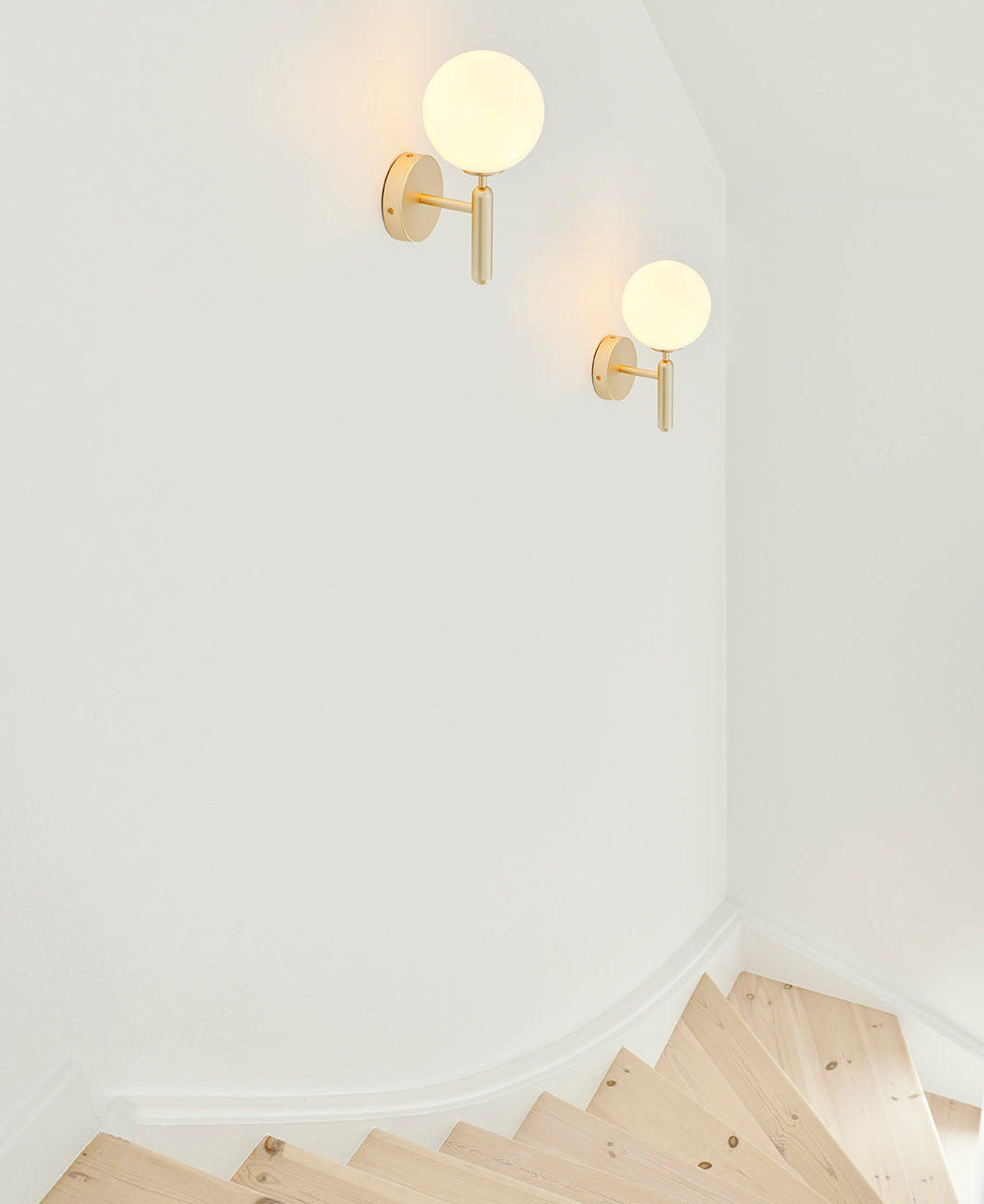 Lustra Wall Lamp Plug In Glass Globe Nordic