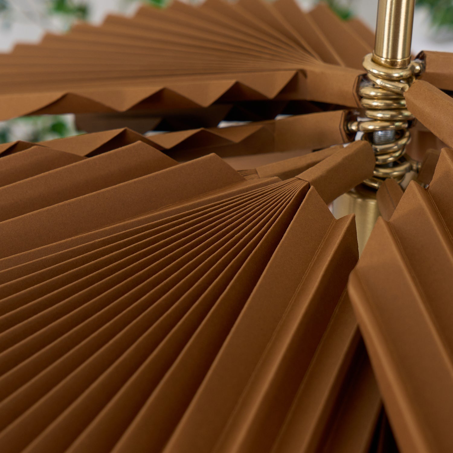 Pendant Lampe Avec Abat-jour Pétale en Papier Kraft Plissé Ambiance Chaleureuse