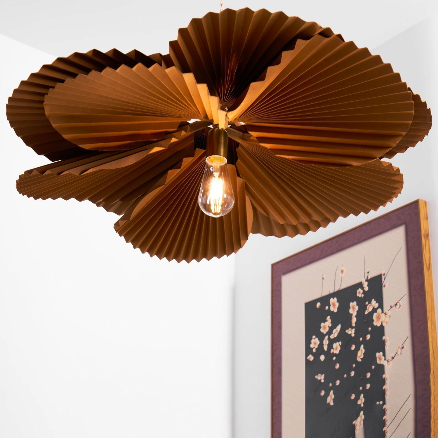 Pendant Lampe Avec Abat-jour Pétale en Papier Kraft Plissé Ambiance Chaleureuse