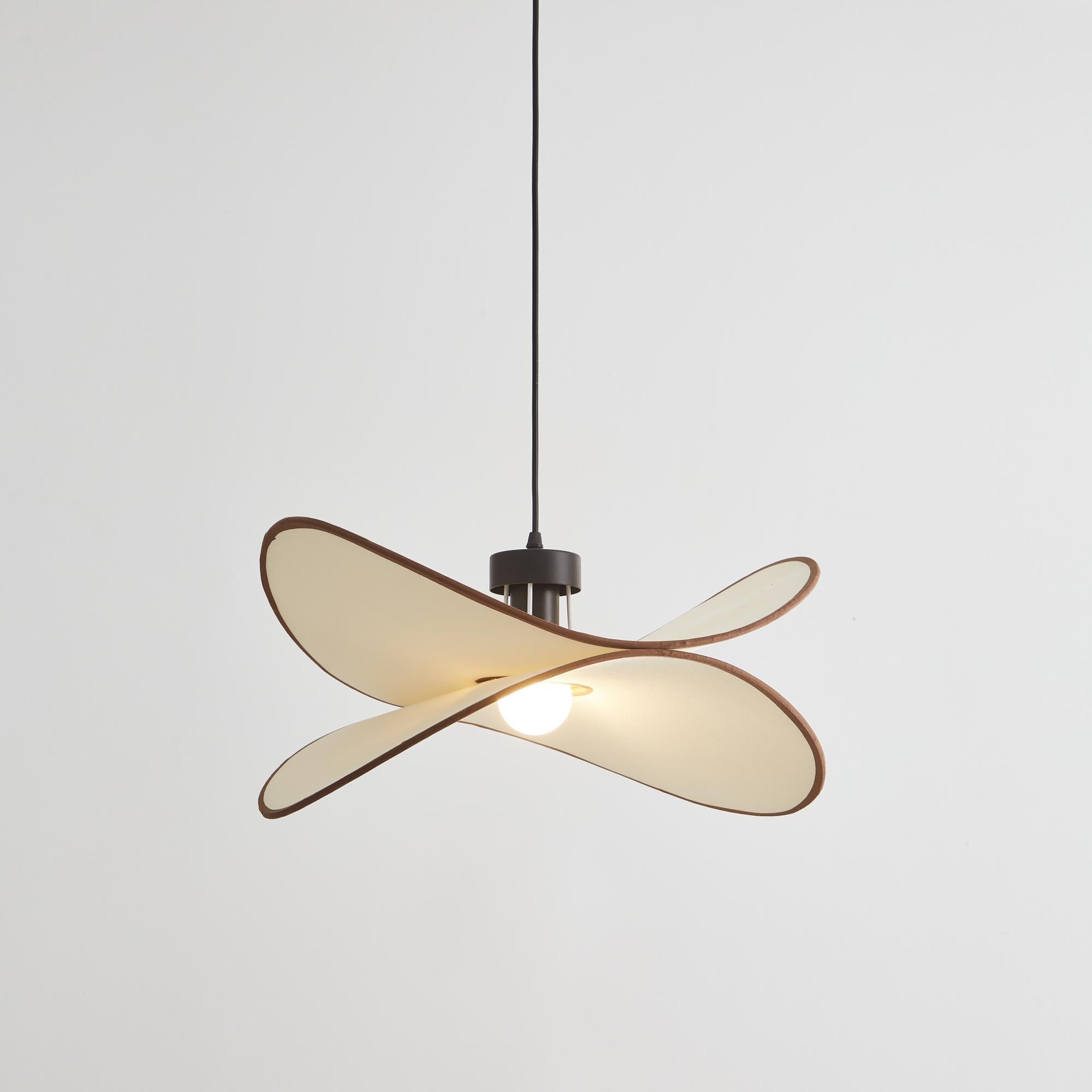 Cicaros Suspension Métal Tissu Art Créatif