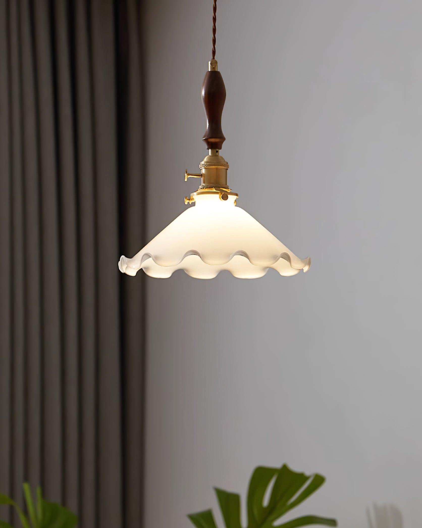 Milky Suspension Fleur en Verre Volant Organique