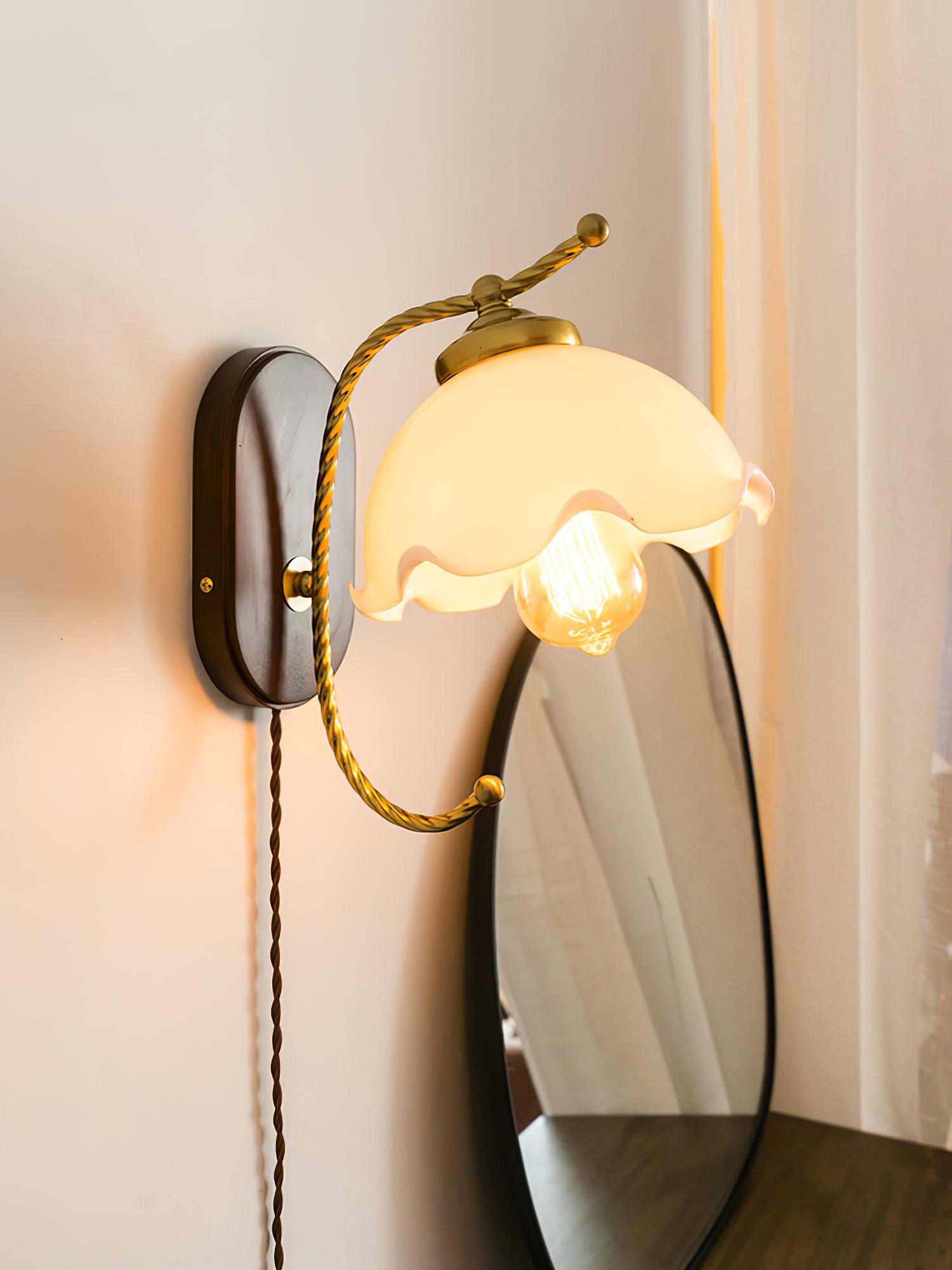 Olyss Wood Vintage Wall Lamp