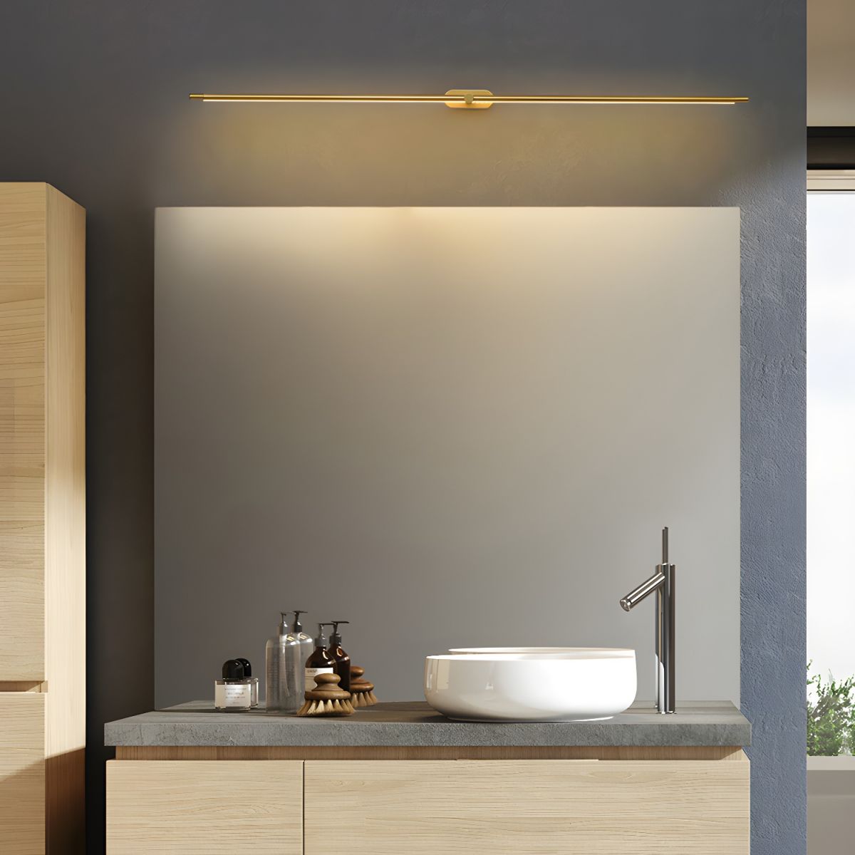 Lustra Wall Lamp Linear Plug-in