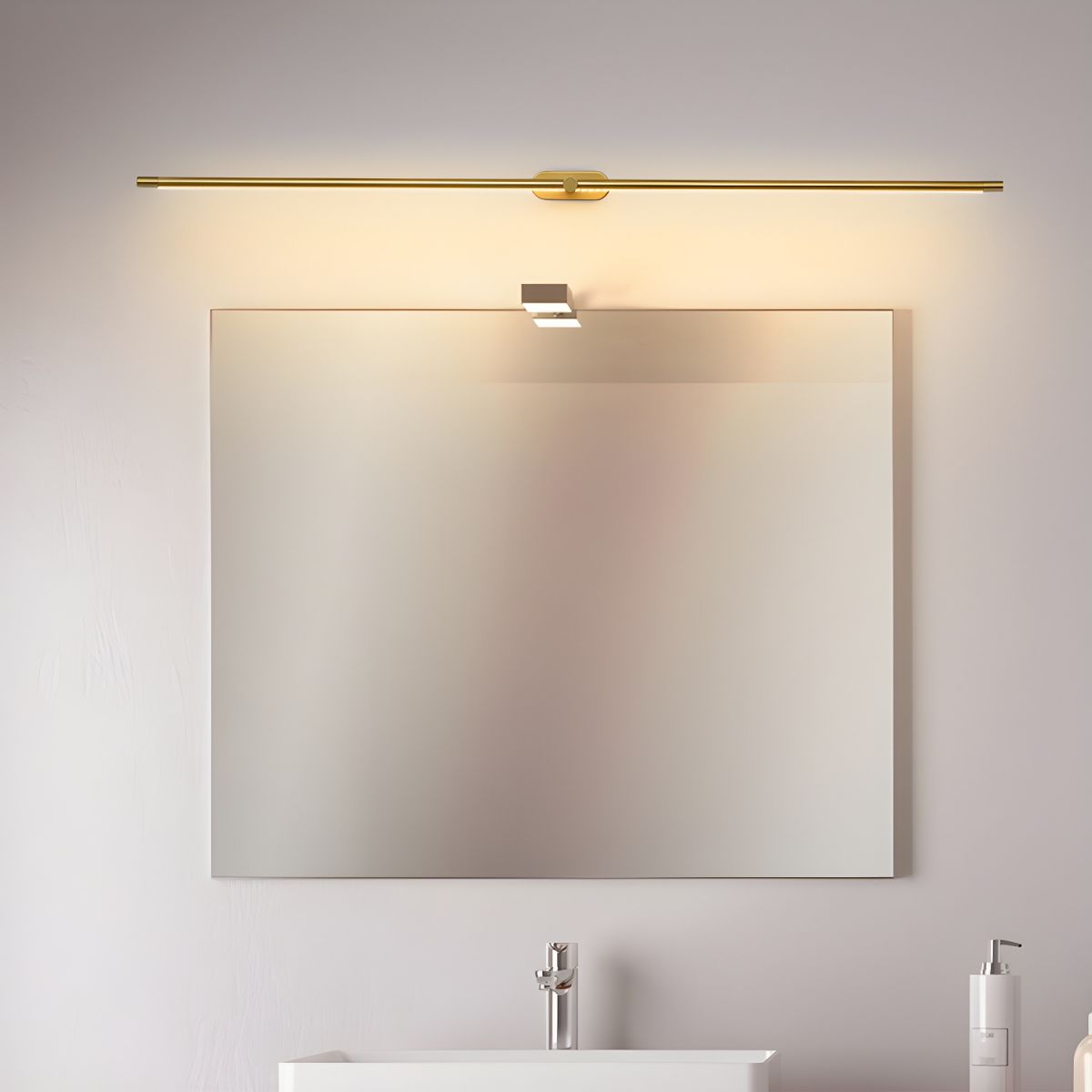 Lustra Wall Lamp Linear Plug-in
