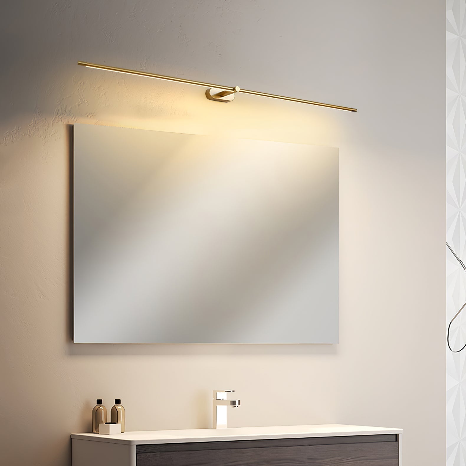 Lustra Wall Lamp Linear Plug-in