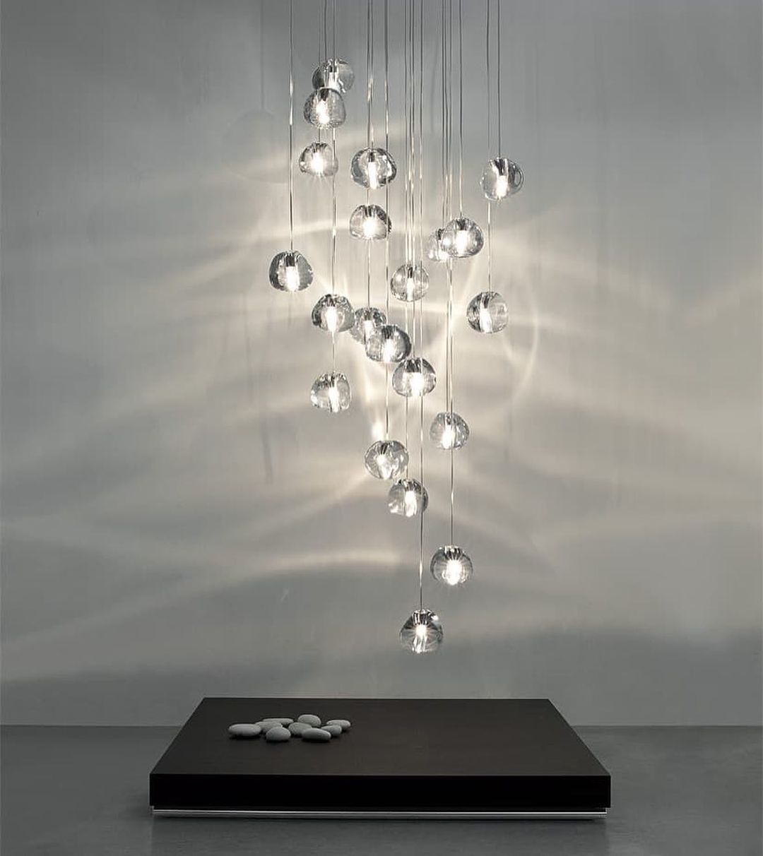 Avynor Suspension Luxe Postmoderne