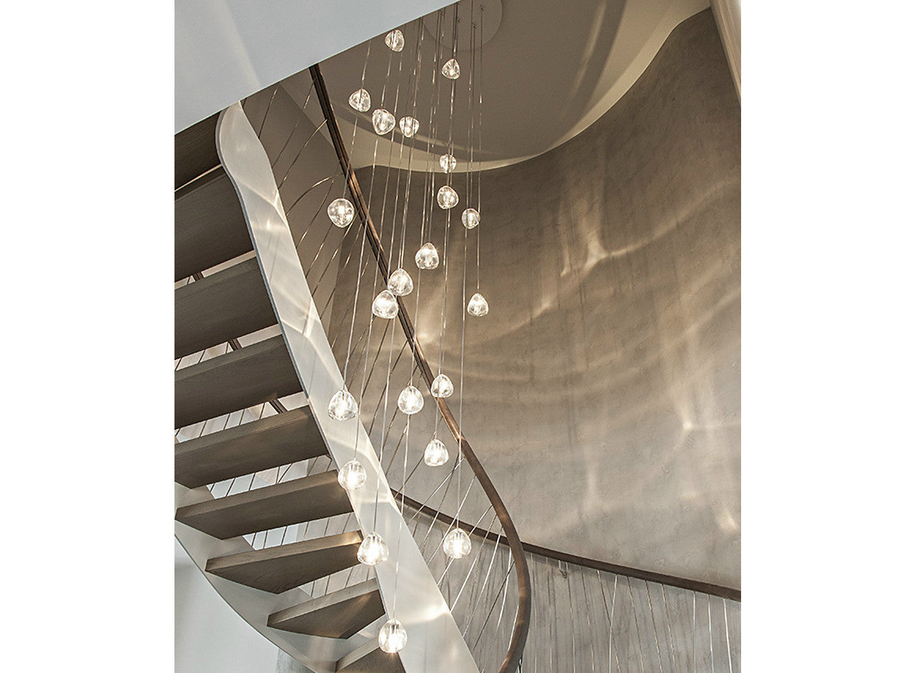 Avynor Suspension Luxe Postmoderne