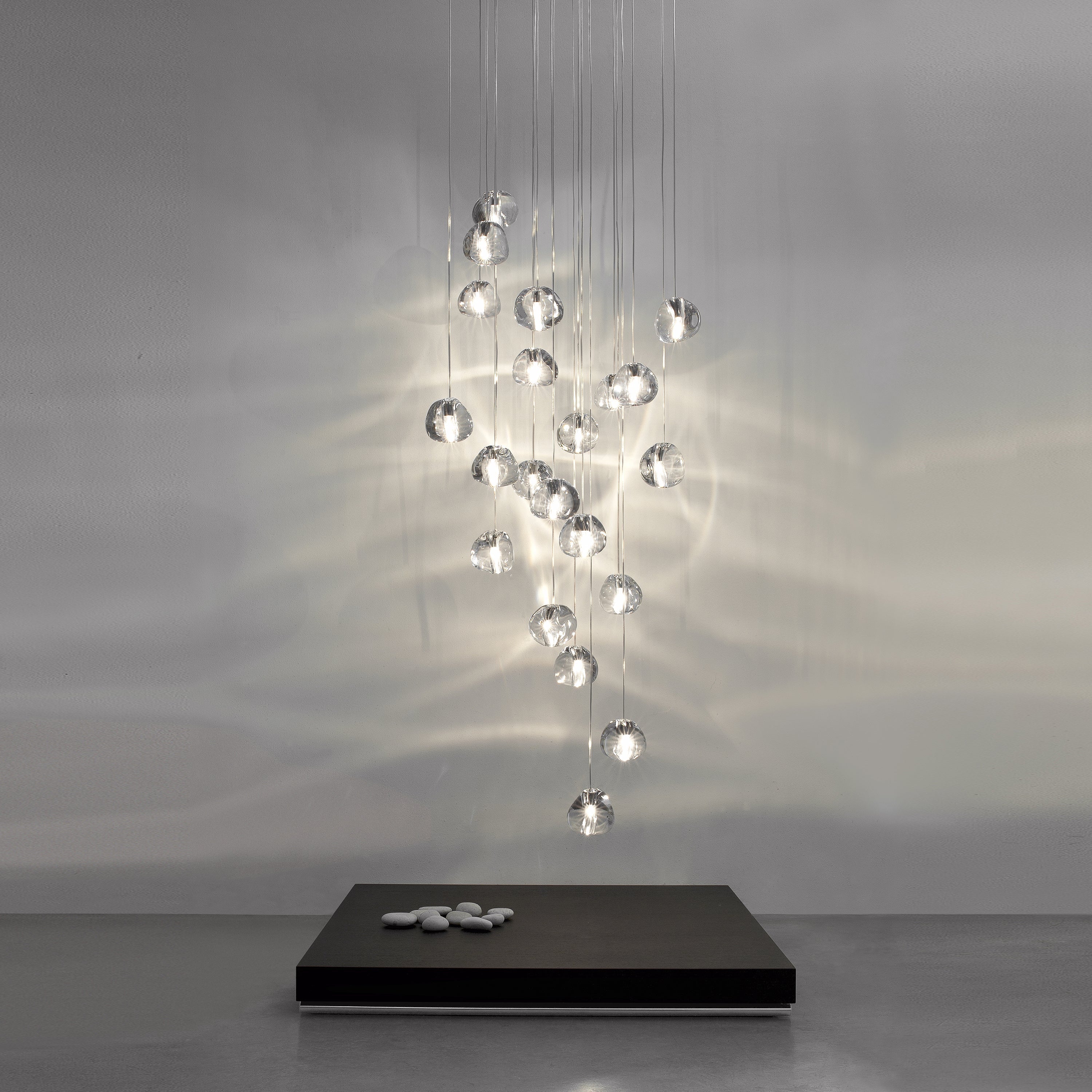 Avynor Suspension Luxe Postmoderne