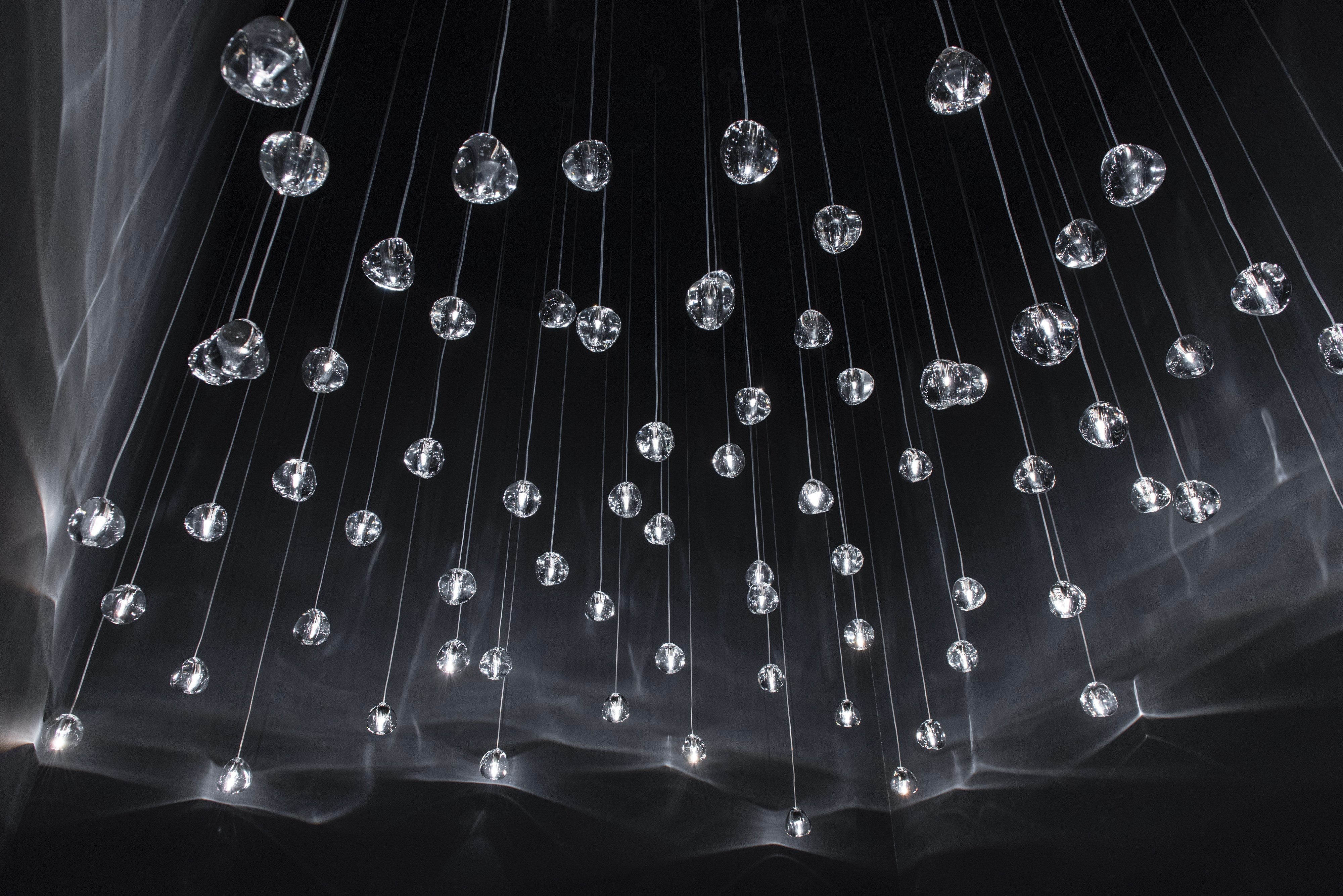 Avynor Suspension Luxe Postmoderne