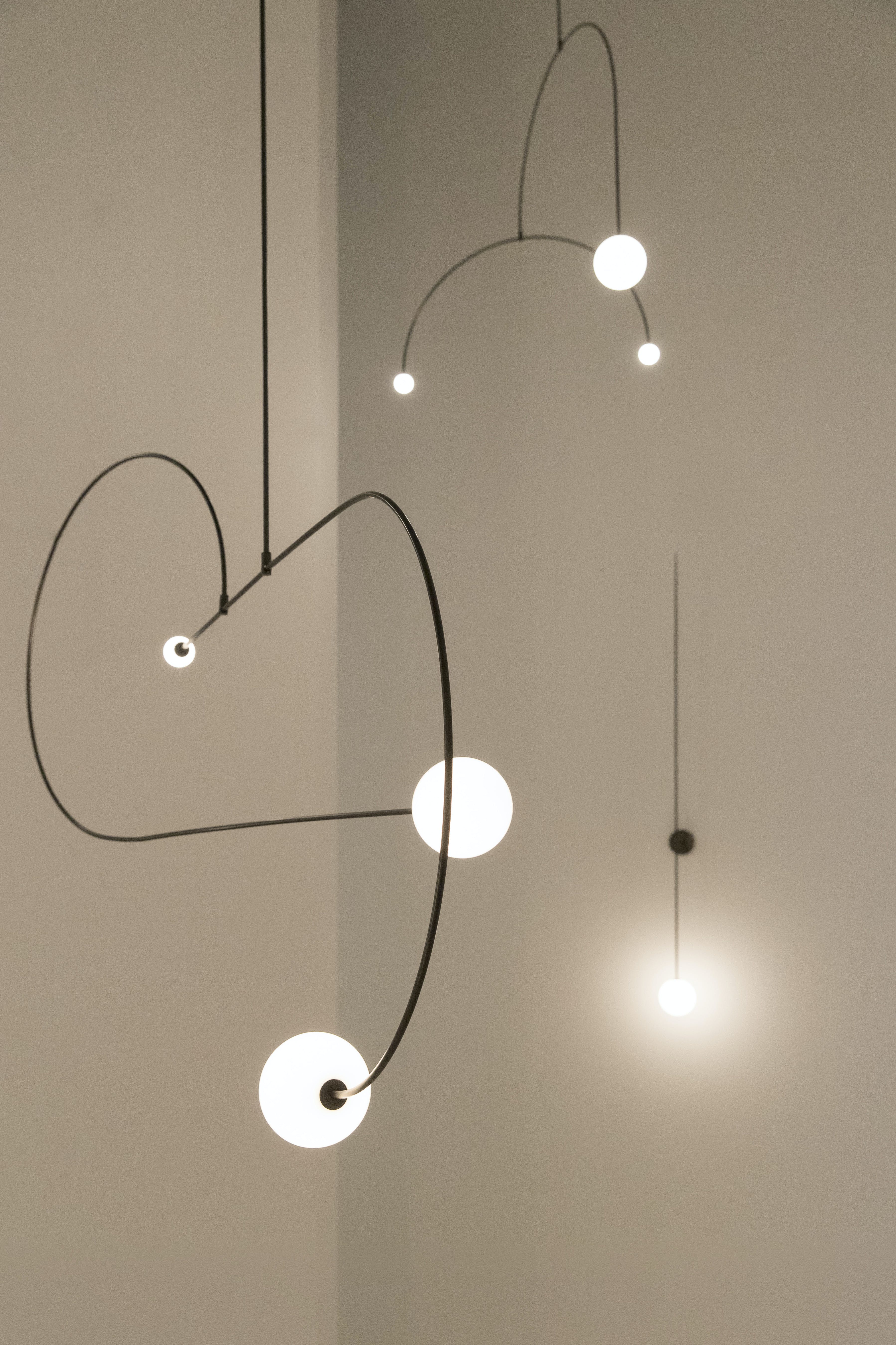 Lustra Lustre Mobile Noir Minimaliste