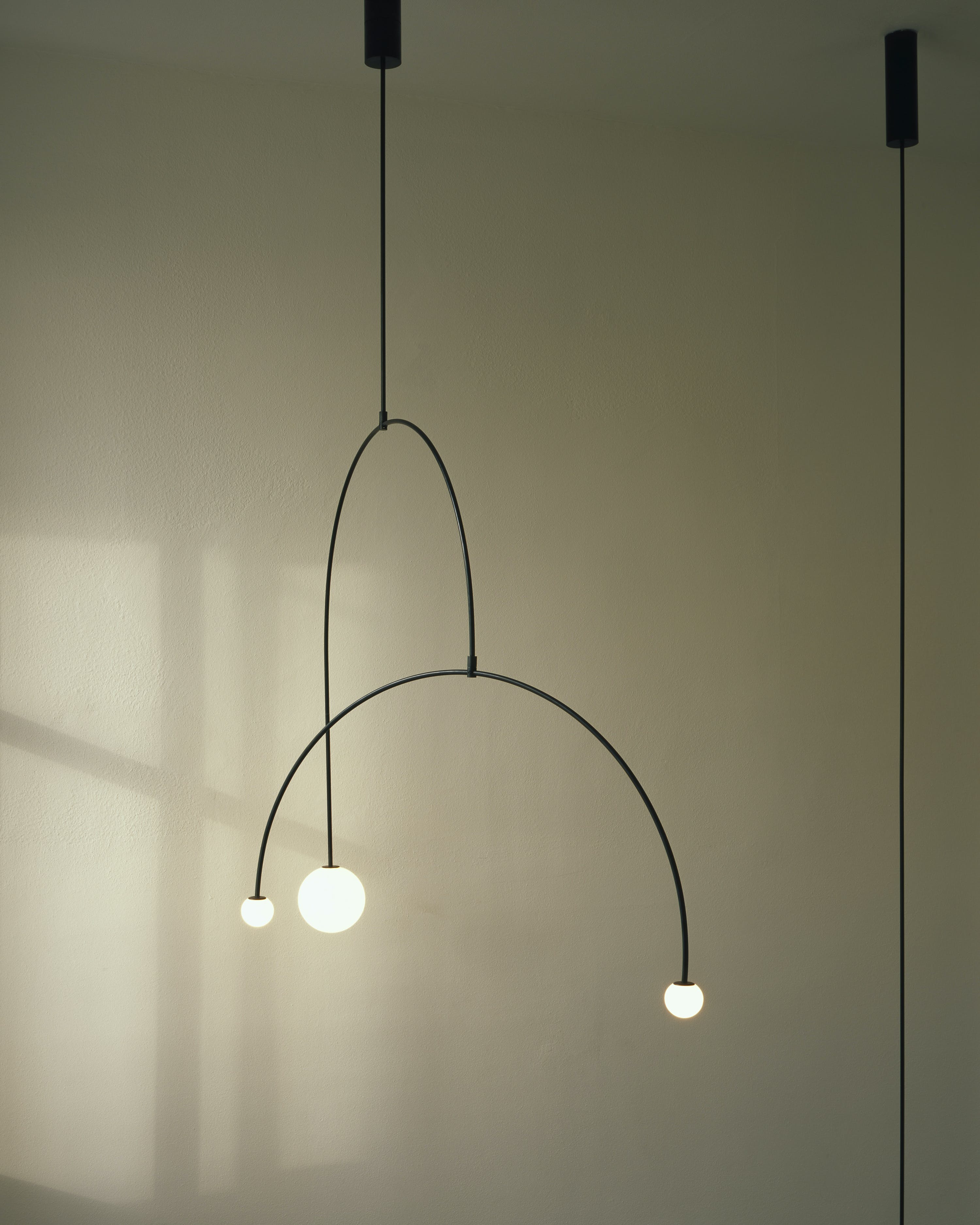 Lustra Lustre Mobile Noir Minimaliste