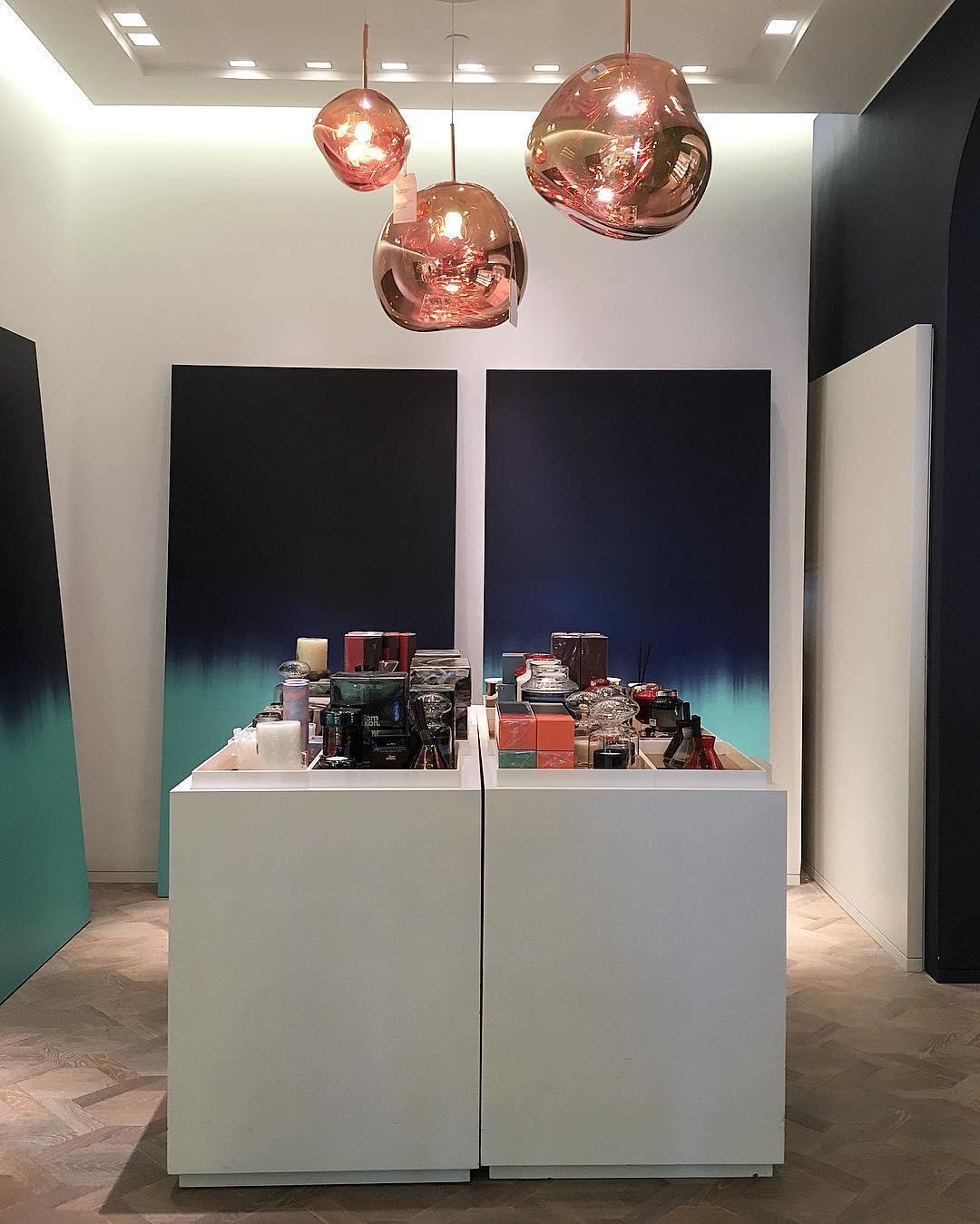 Lustra Suspension Luminaire Moderne Lava Acrylique