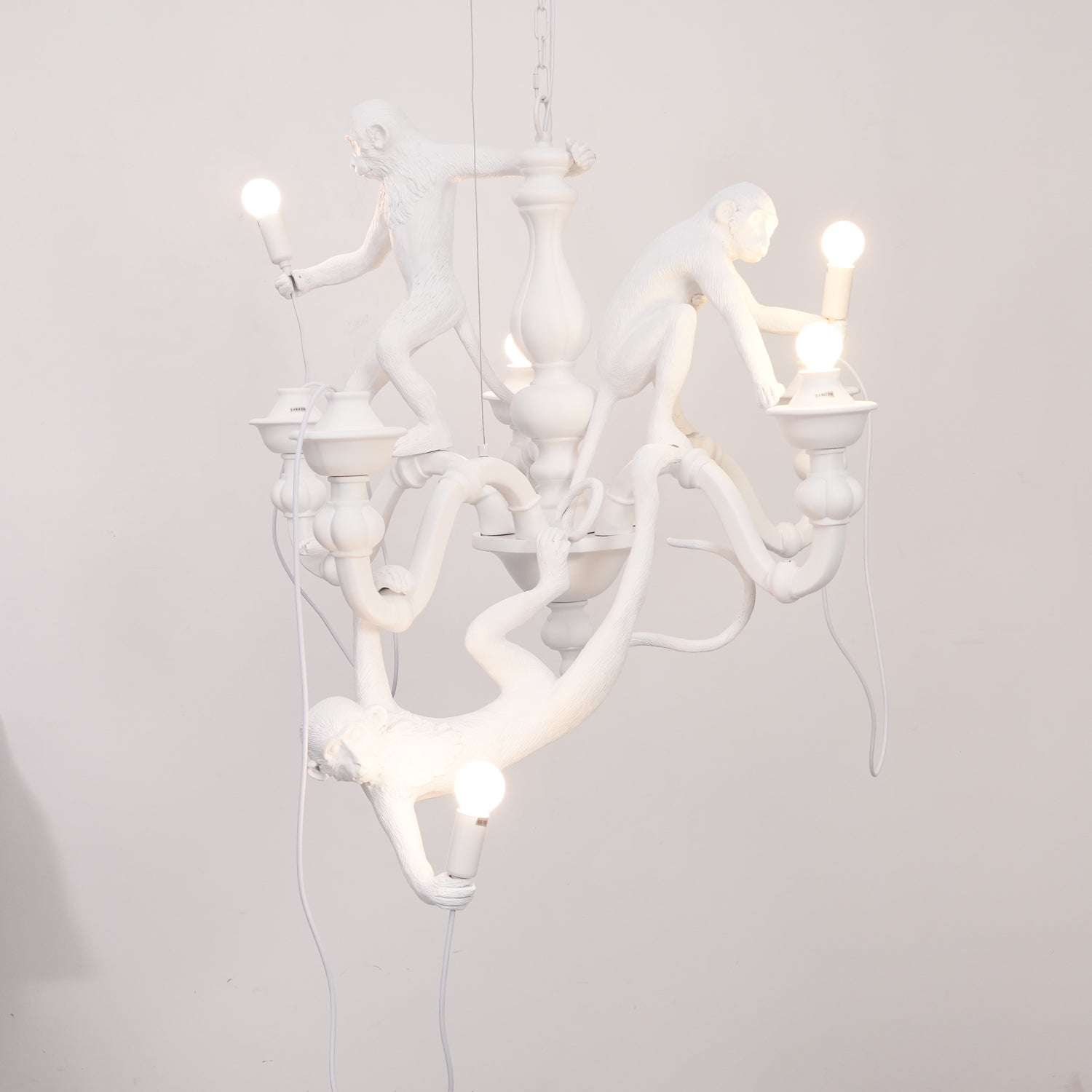 Lustra Lustre Singe Noir Sculpture Ludique