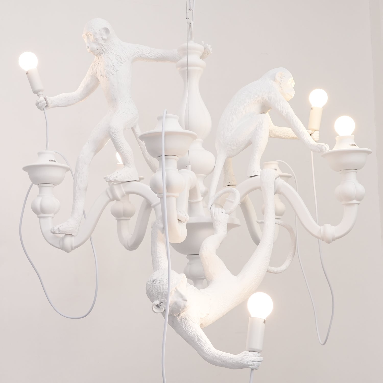 Lustra Lustre Singe Noir Sculpture Ludique