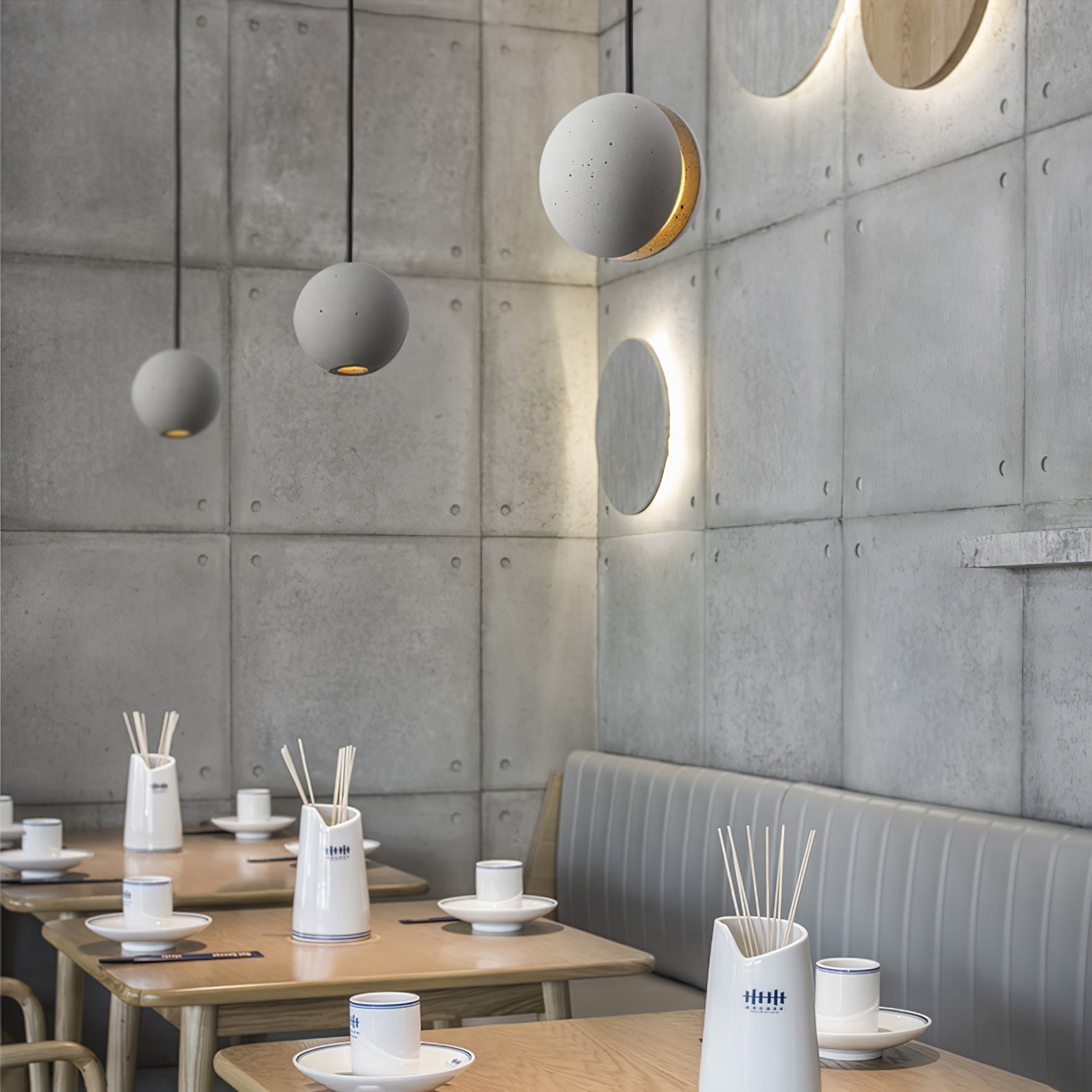 Solara Suspension Sphère en Béton Lune Minimaliste