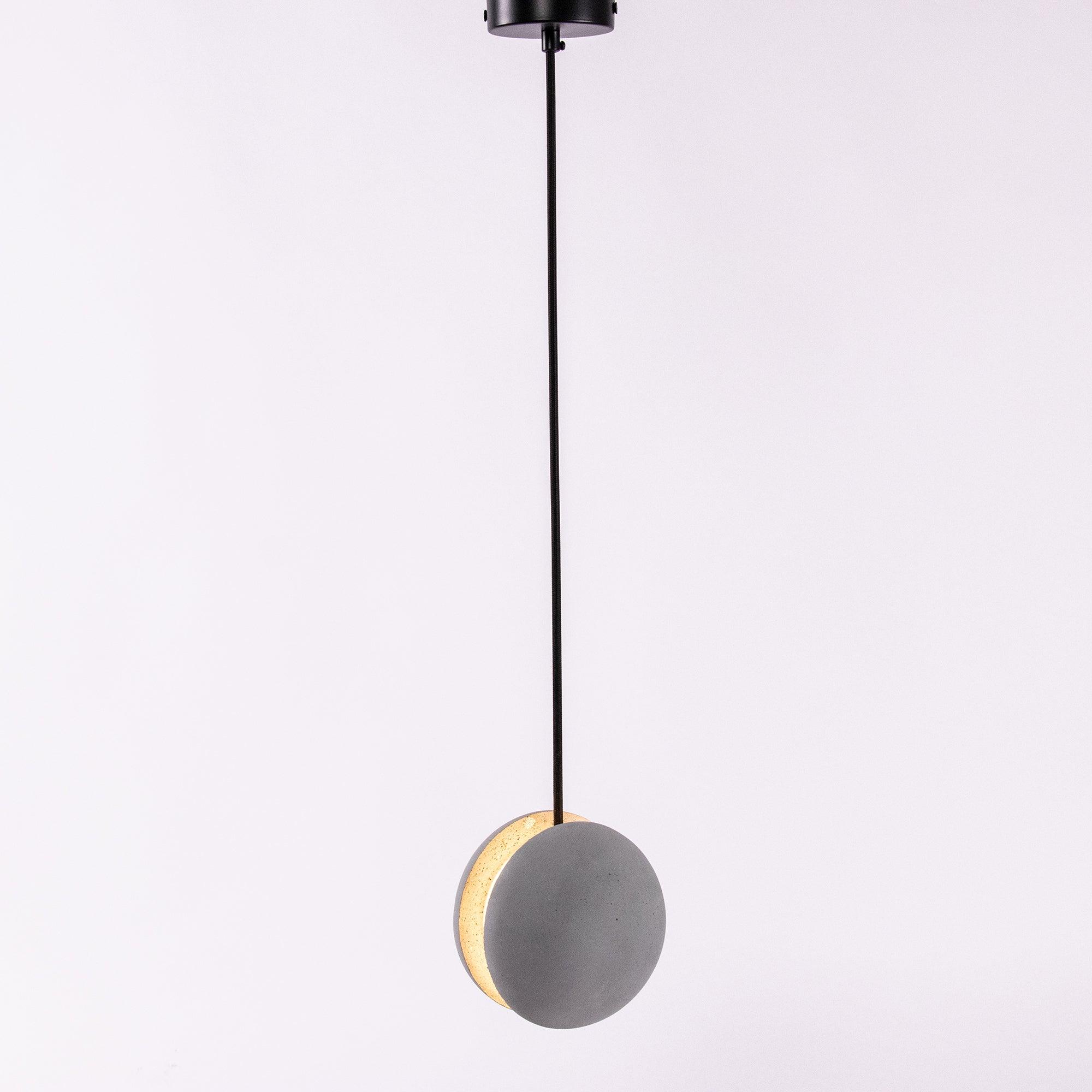 Solara Suspension Sphère en Béton Lune Minimaliste