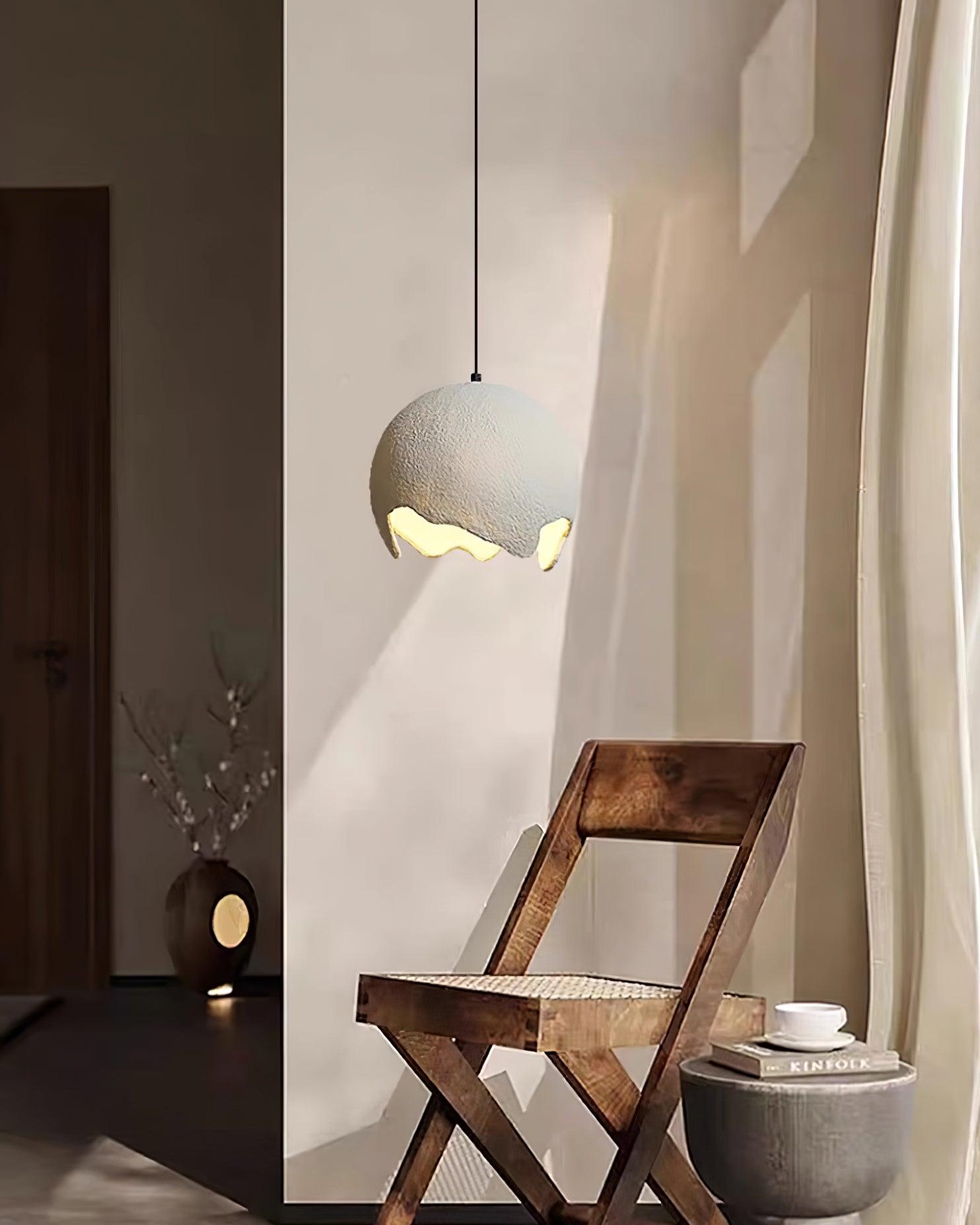 Moon Suspension Crater en Résine Curvilinéaire Minimaliste