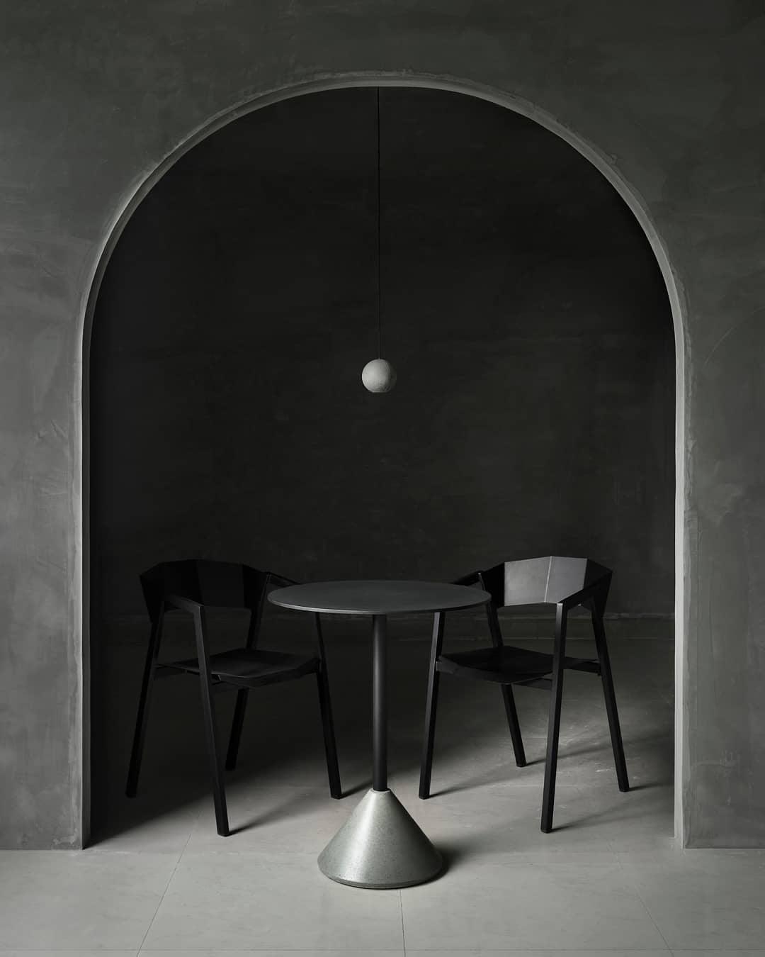 Solara Suspension Sphère en Béton Lune Minimaliste
