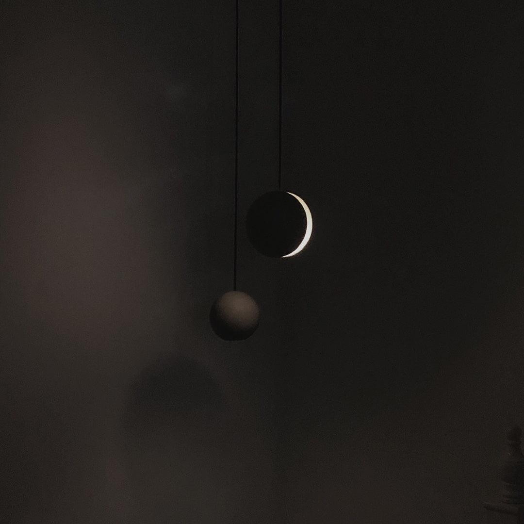 Solara Suspension Sphère en Béton Lune Minimaliste