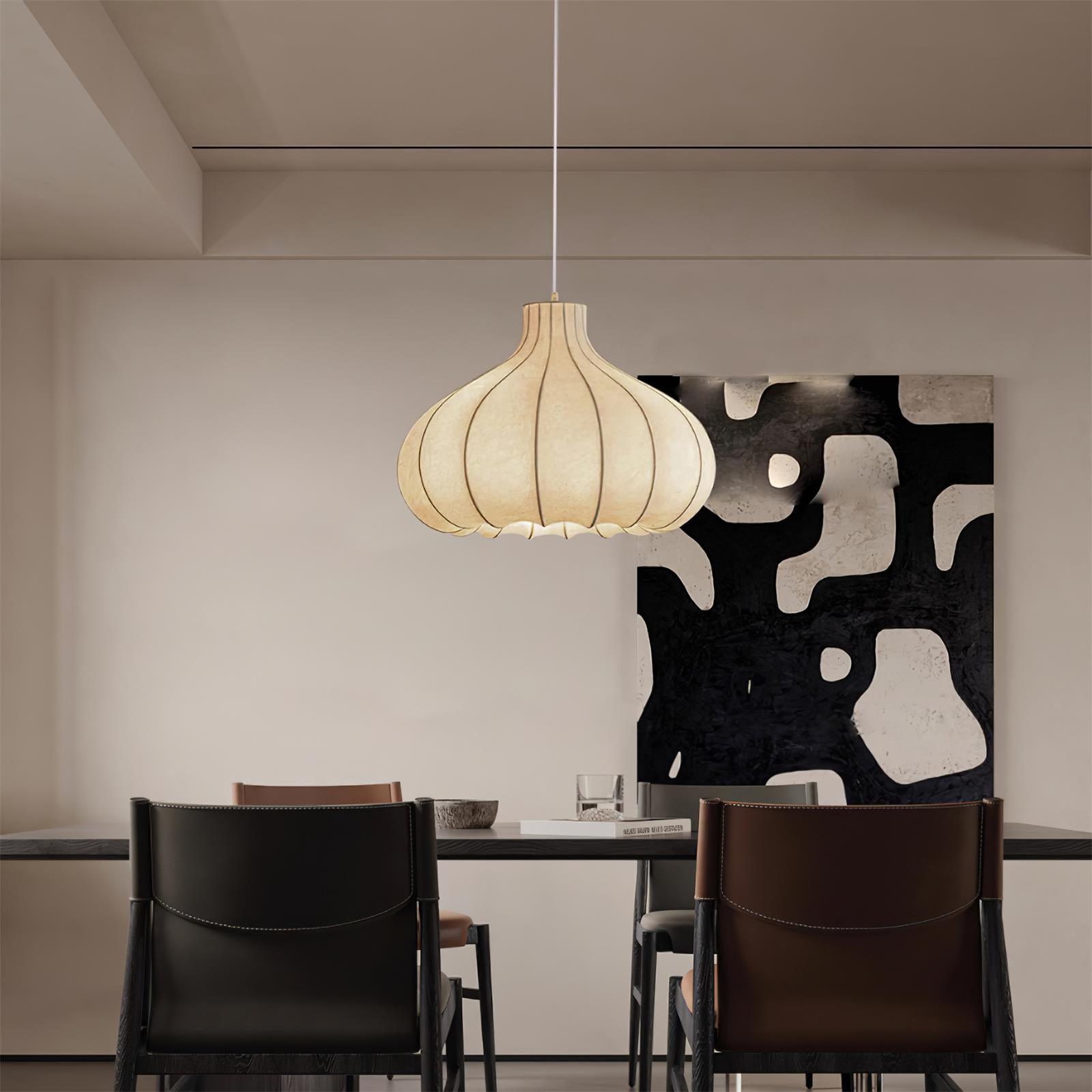 Silky Suspension avec Abat-jour en Soie Plissée Blanc Elégant