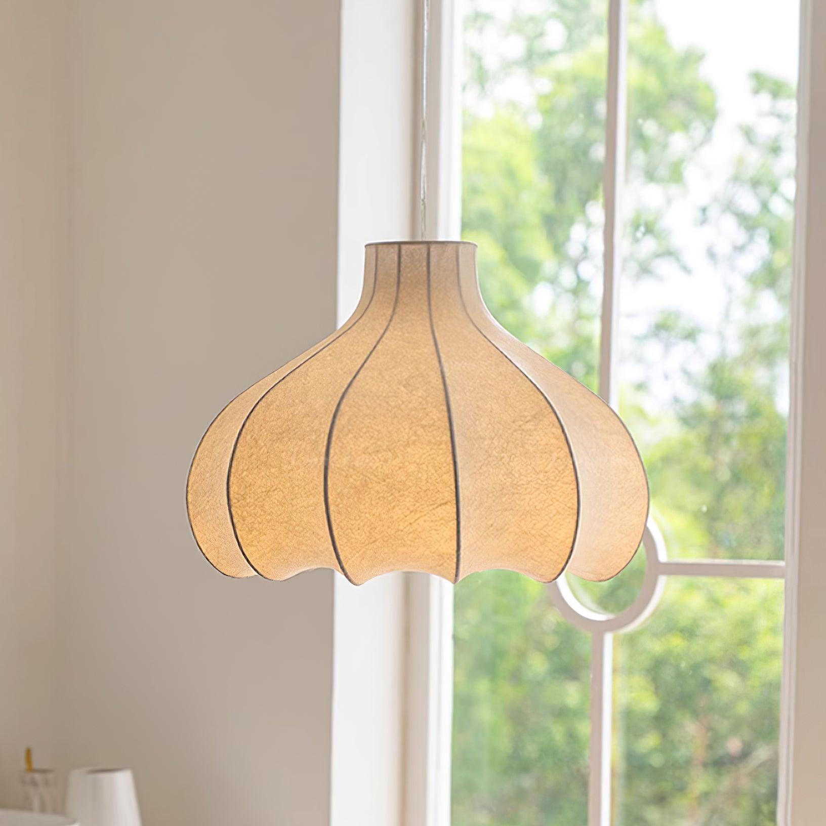 Silky Suspension avec Abat-jour en Soie Plissée Blanc Elégant