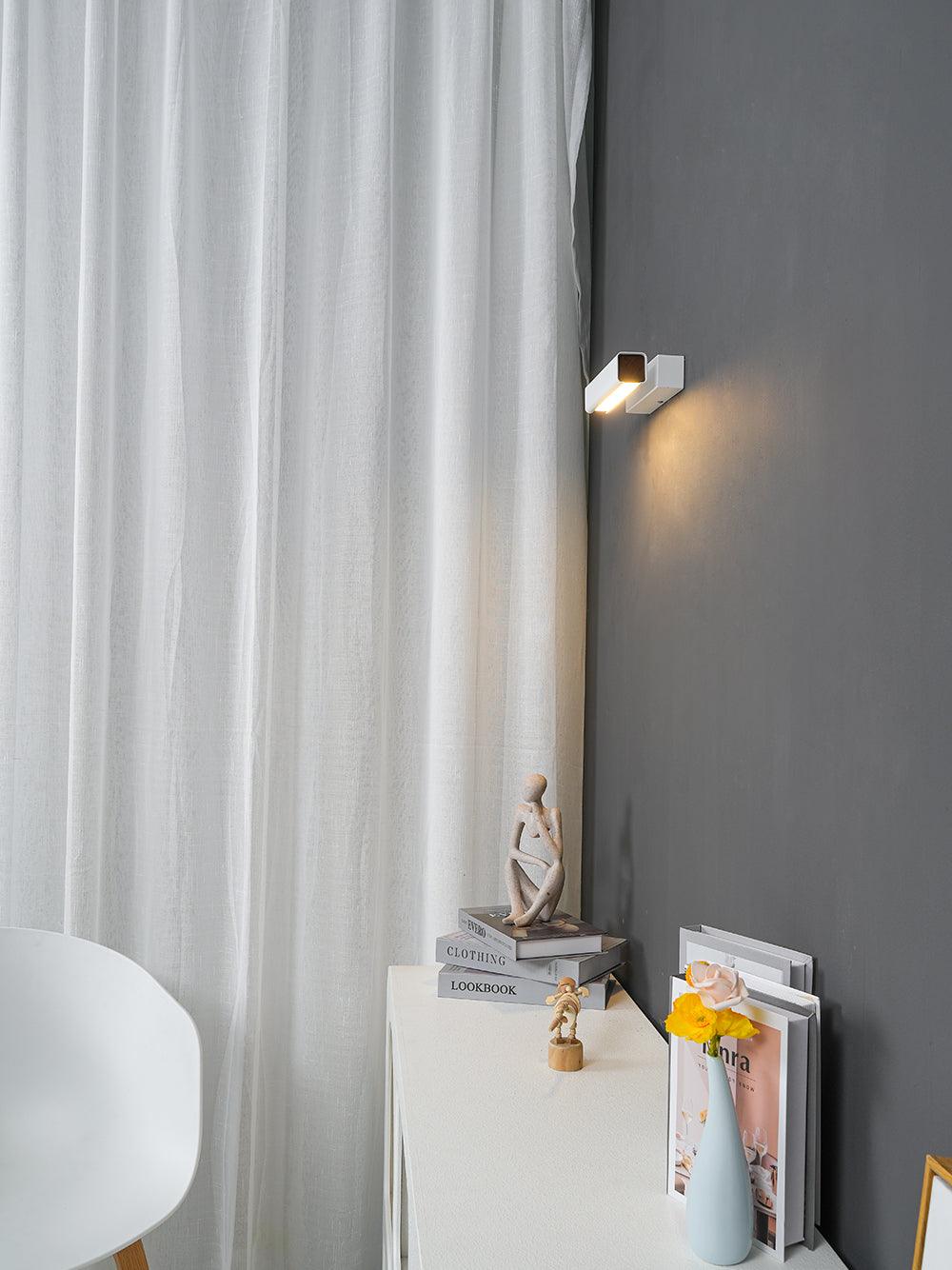 Cadence Applique murale réglable en aluminium pour chambre à coucher et salon