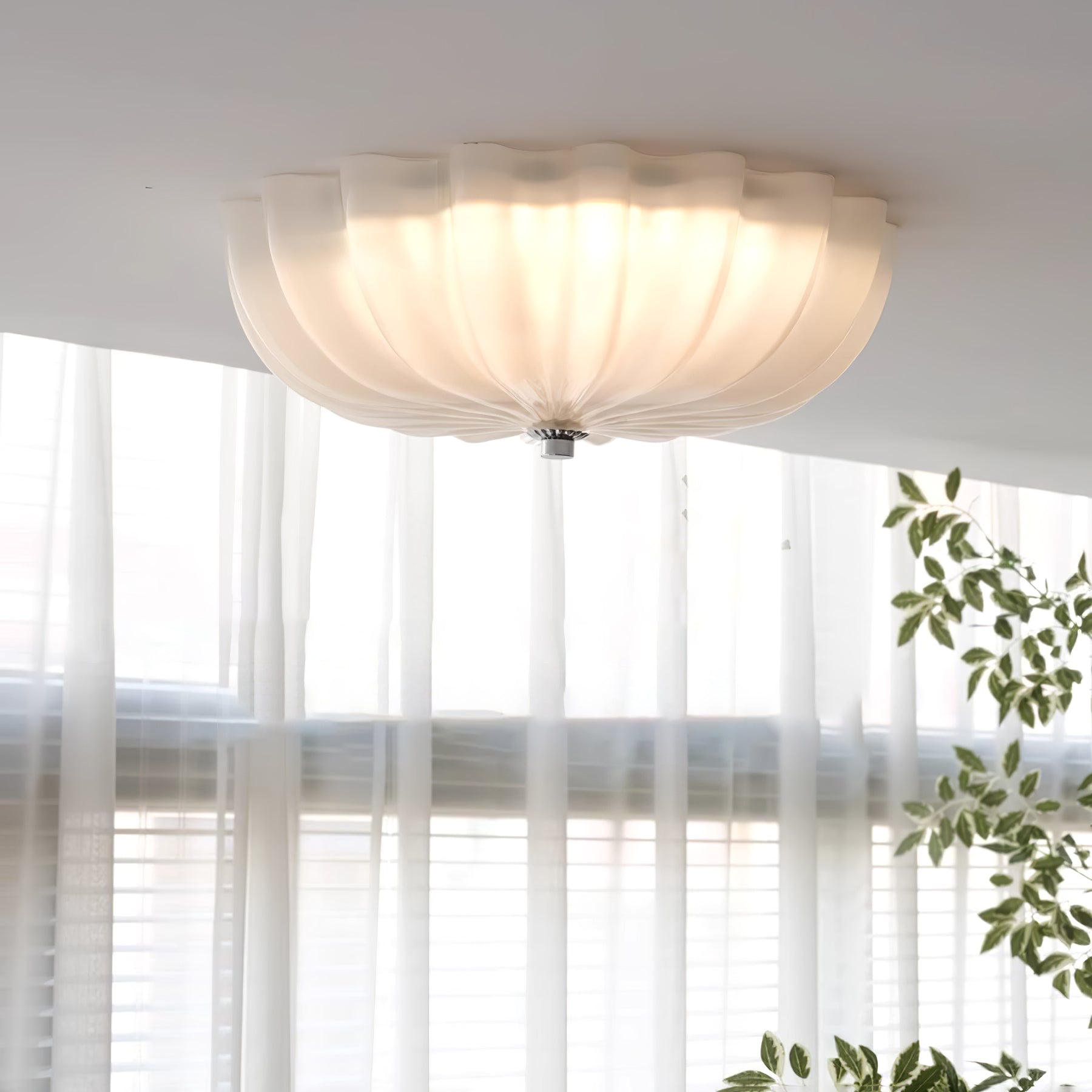 Aurora Ceiling Lamp Murano Blown Glass Shell Inspired
