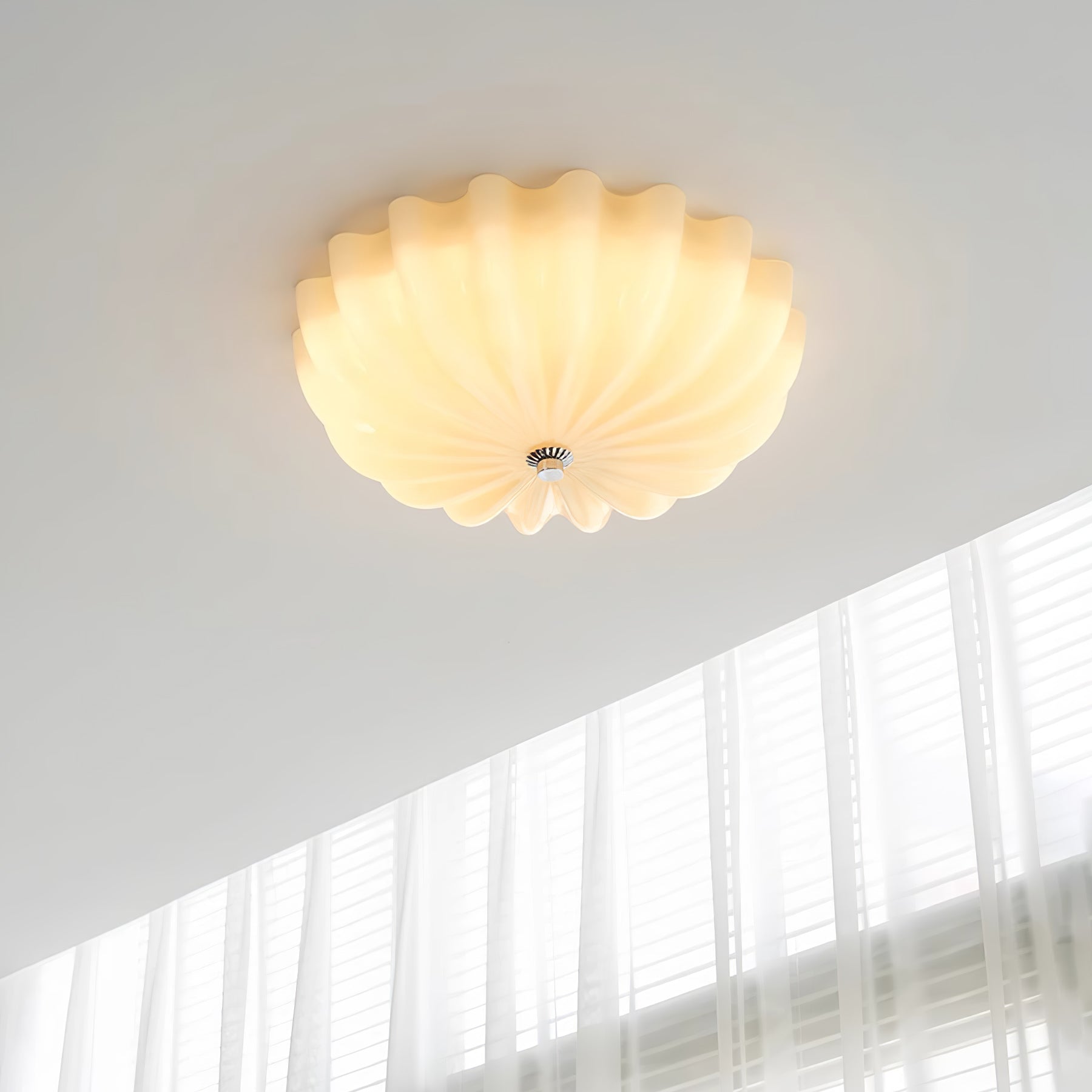 Aurora Ceiling Lamp Murano Blown Glass Shell Inspired