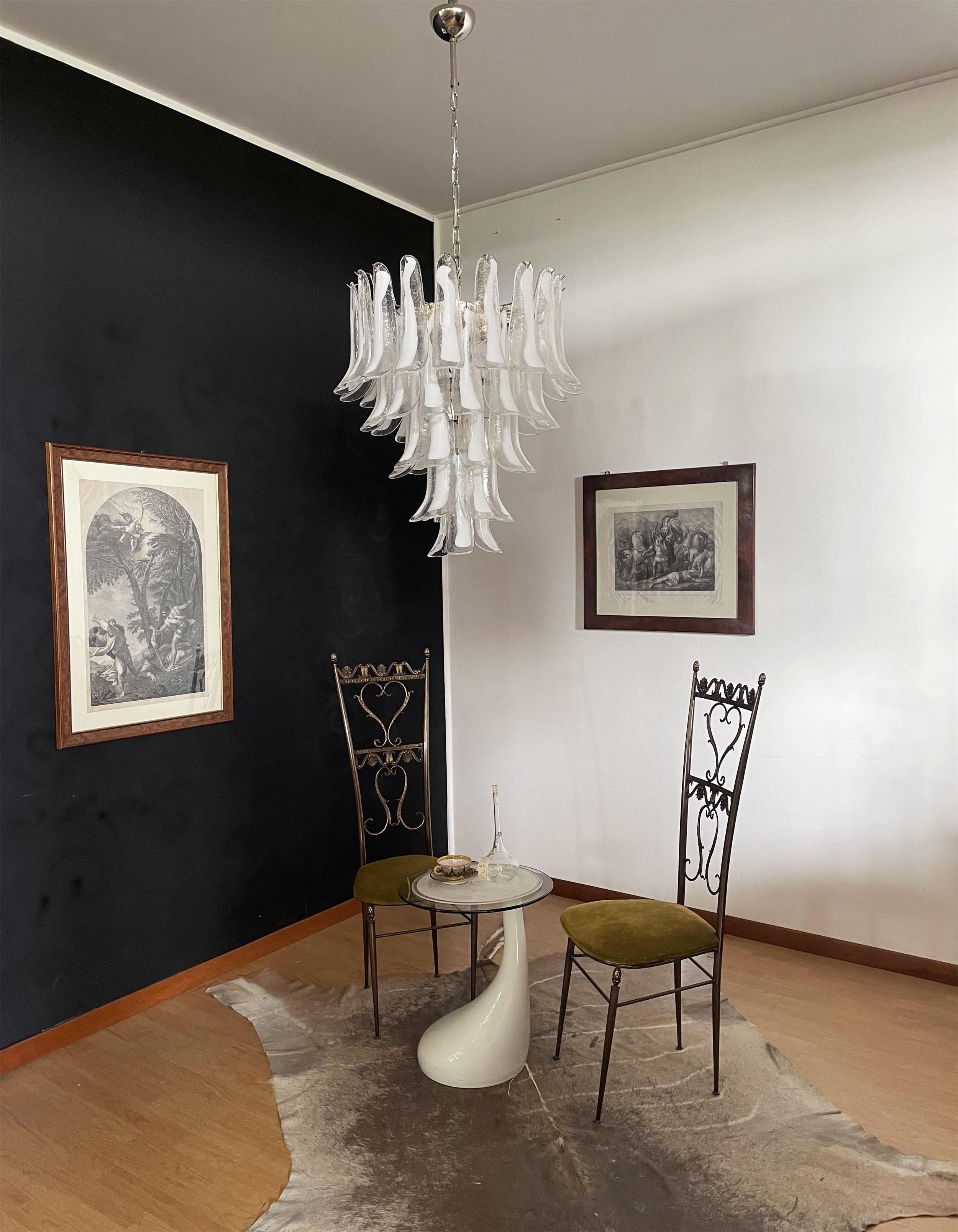 Alsorisra Lustre Postmoderne de Luxe en Verre Pétale