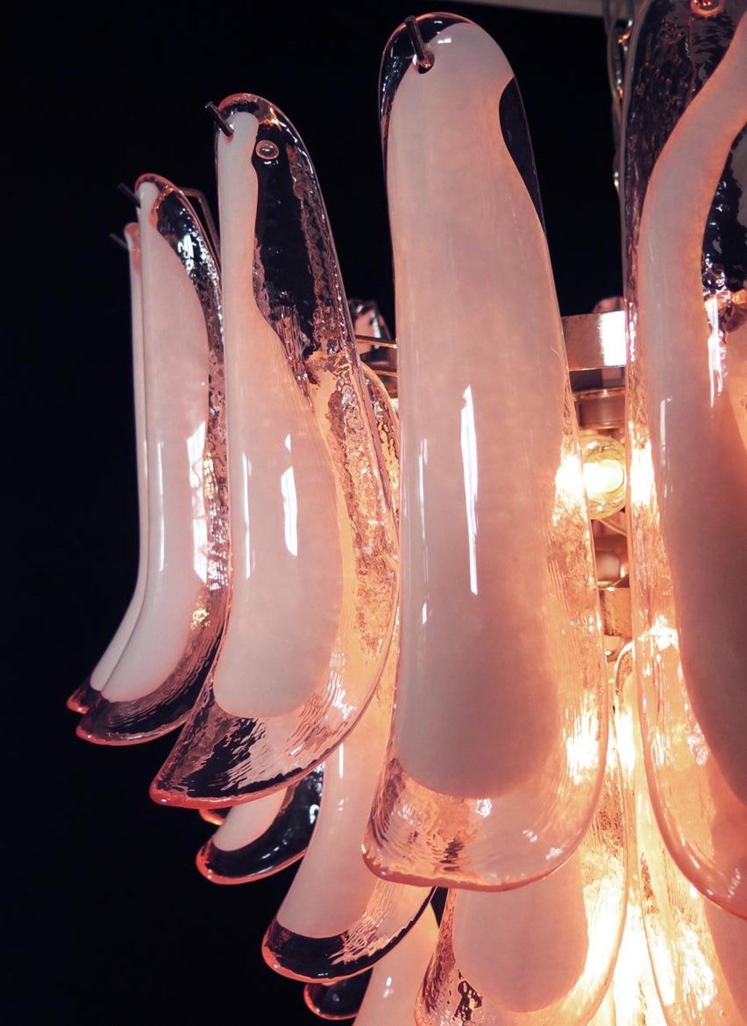 Alsorisra Lustre Postmoderne de Luxe en Verre Pétale