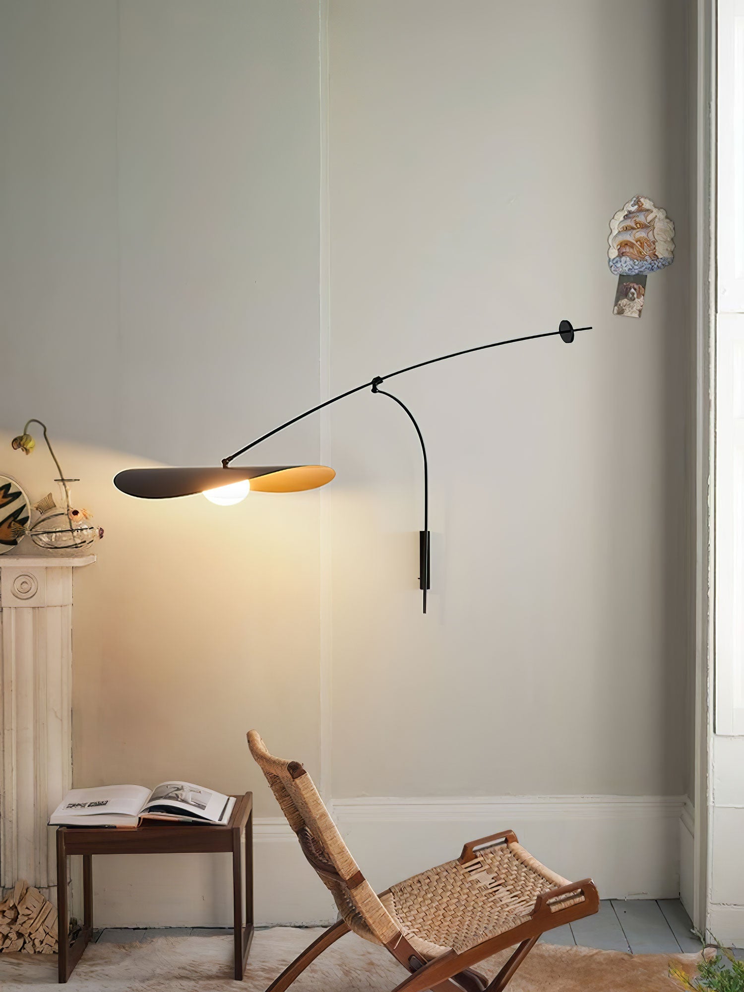 Embise Glass Minimalist  Wall Lamp