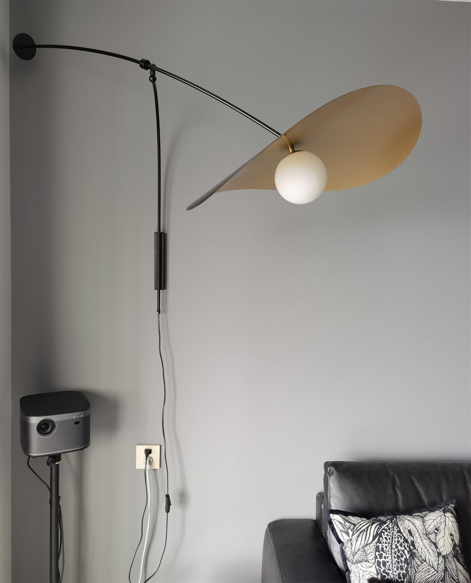 Embise Glass Minimalist  Wall Lamp