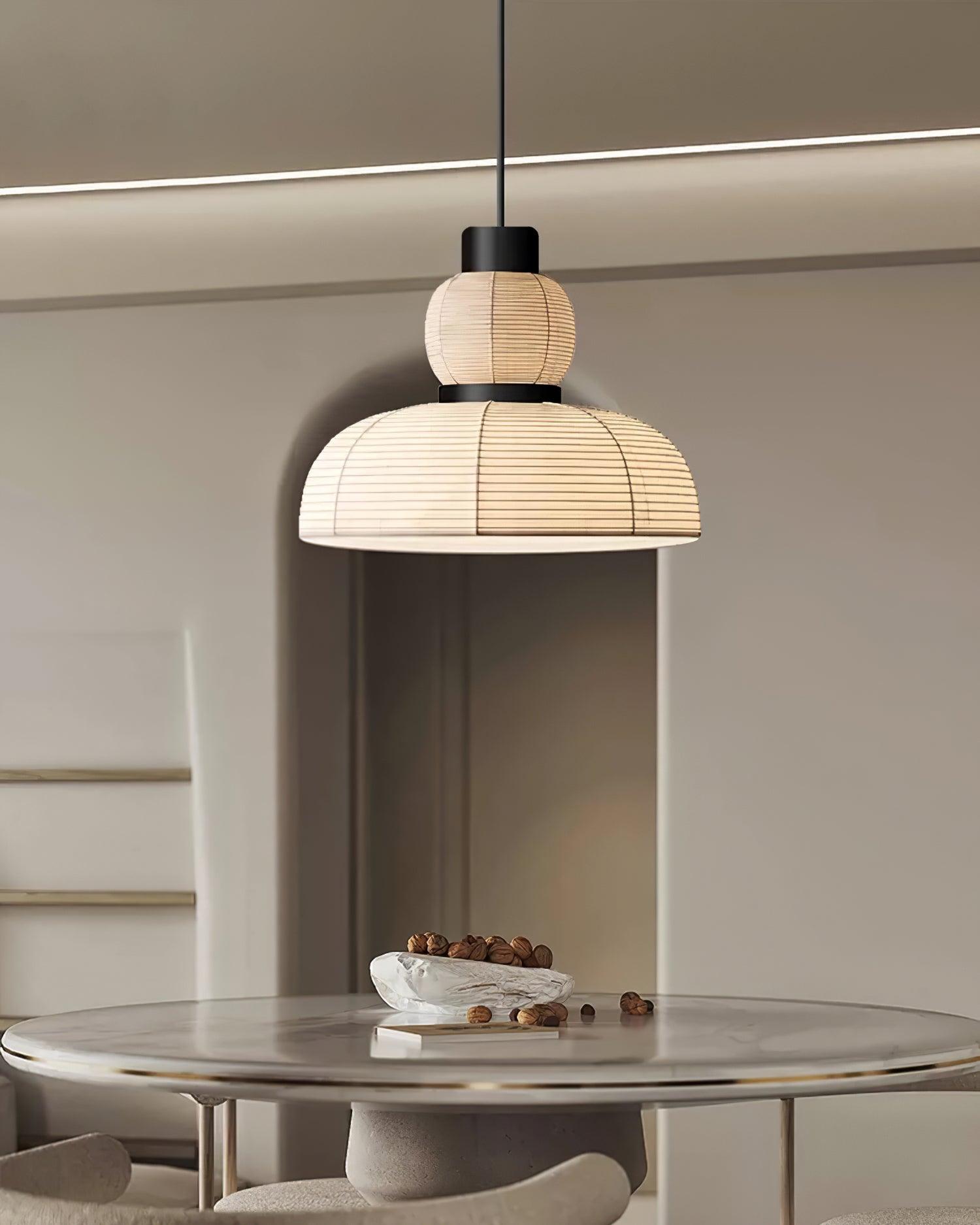 Suspension Abat-jour en Tissu Blanc Câble Noir Lueur Ambiante Douce
